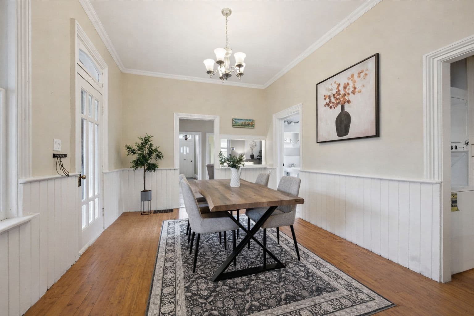 98 Hearn Avenue, Guelph, ON N1H 5Y5