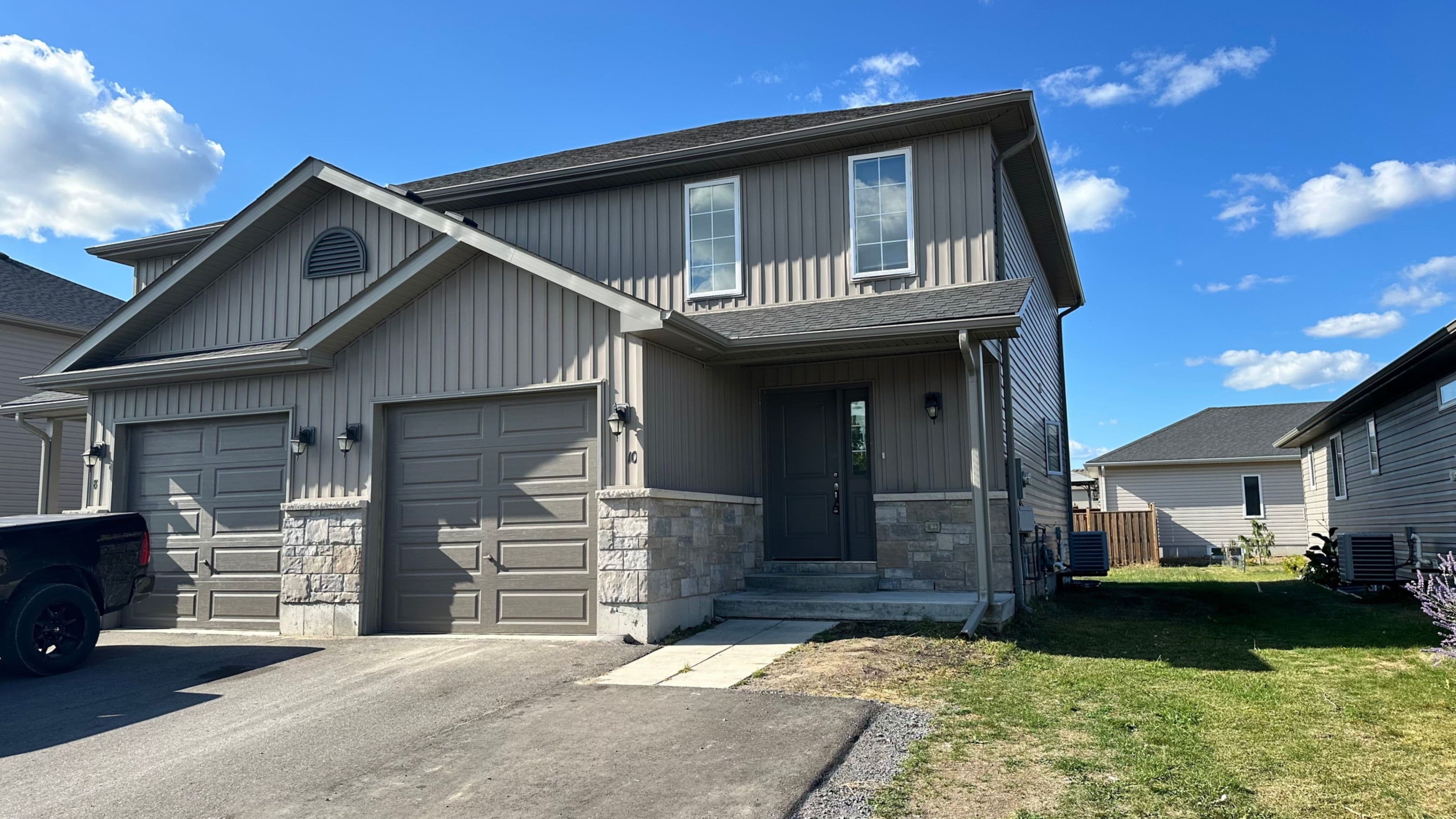 10 Cobblestone Street, Belleville, ON K8P 0E4