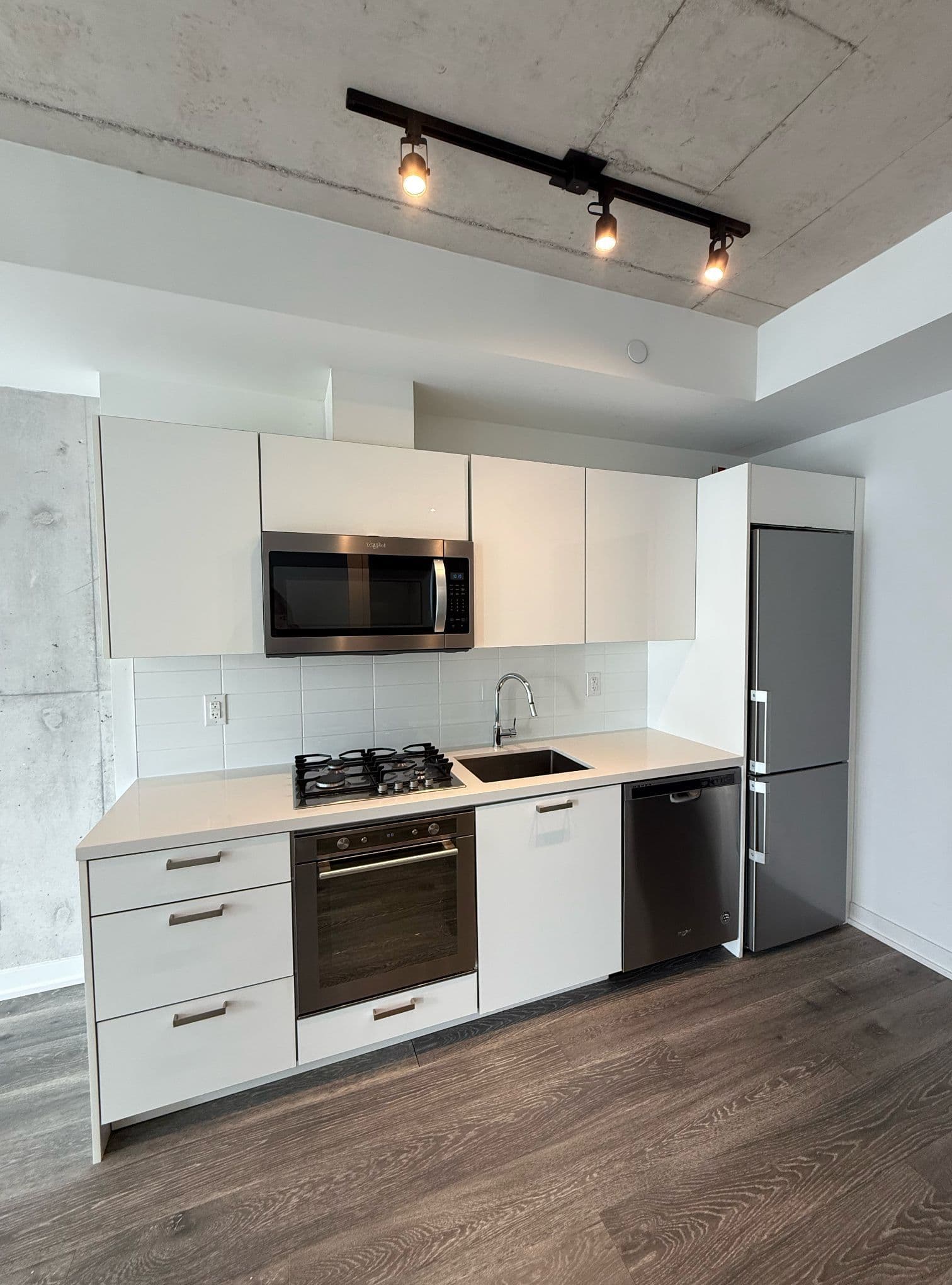 55 Ontario Street 507, Toronto C08, ON M5A 0T8