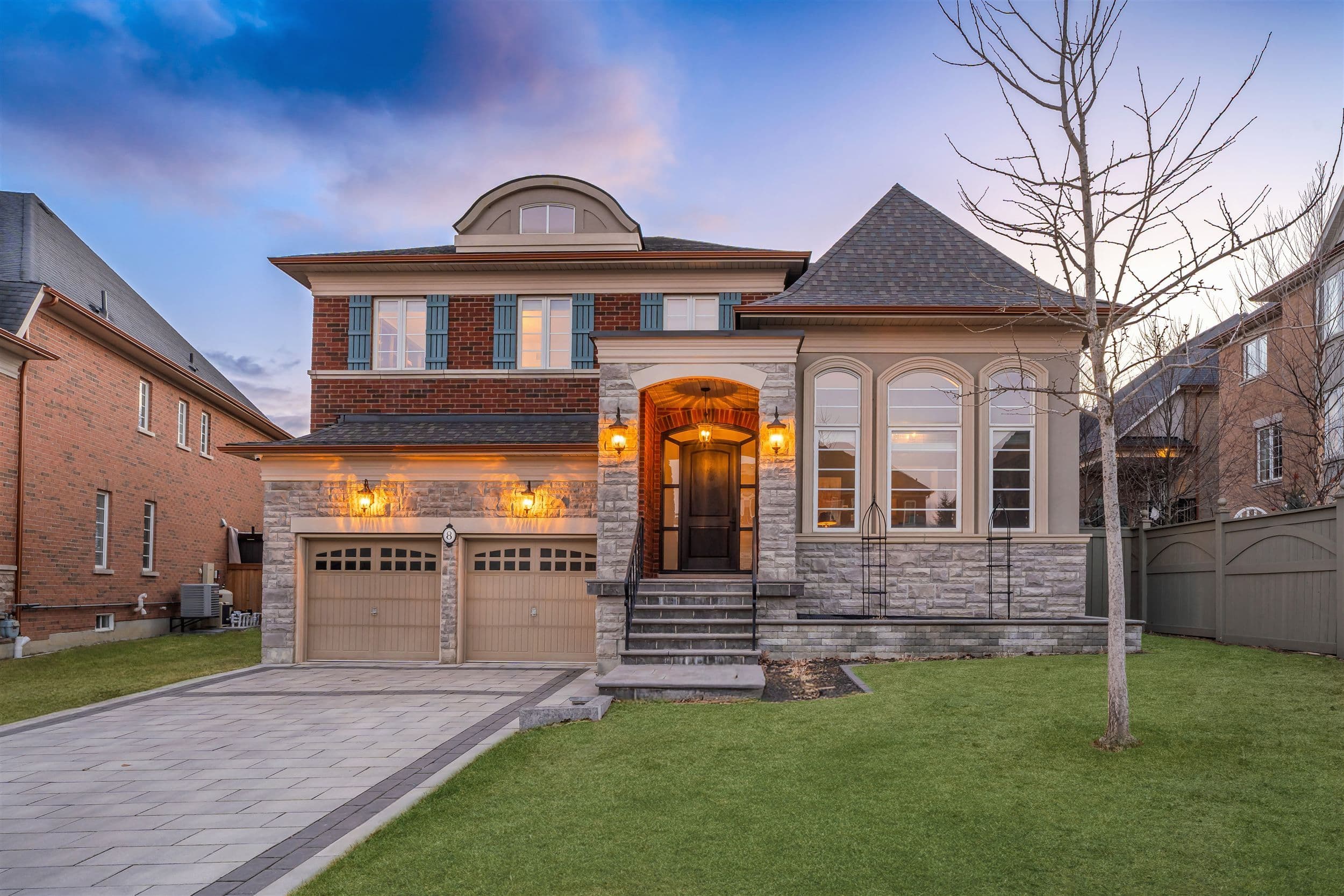 8 Chapel Gully Trail, King, ON L7B 0A1