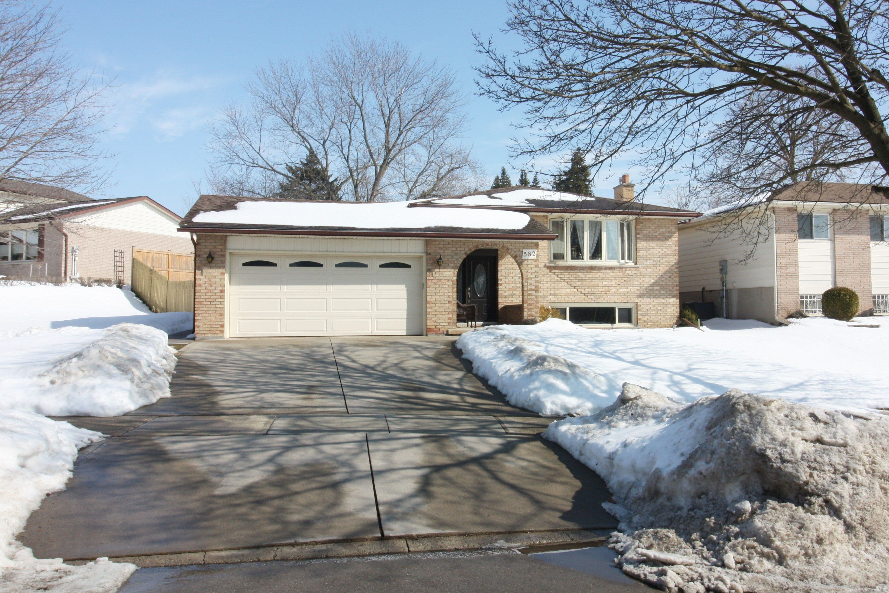 582 Skylark Road, Waterloo, ON N2V 1B9