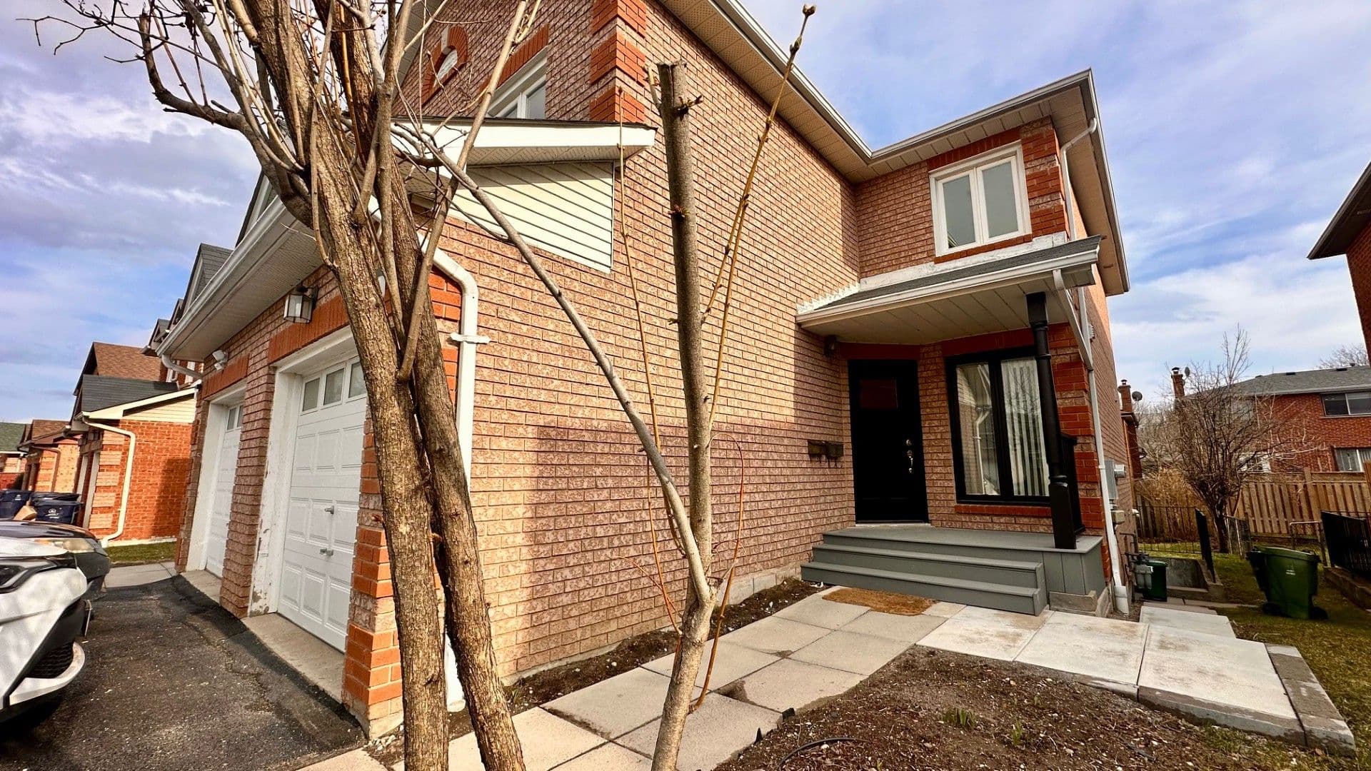 7 Lenthall Avenue, Toronto E11, ON M1B 2C7