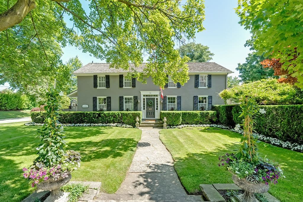 53 Thomas Street, Oakville, ON L6J 3A2