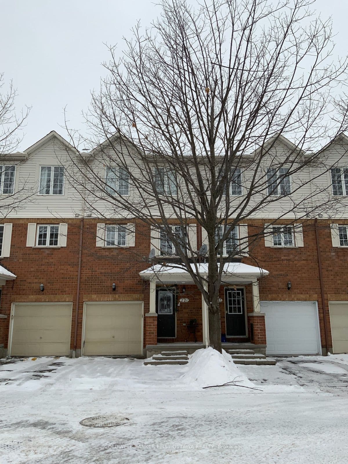 90 Edenvale Drive 221, Kanata, ON K2K 3N8