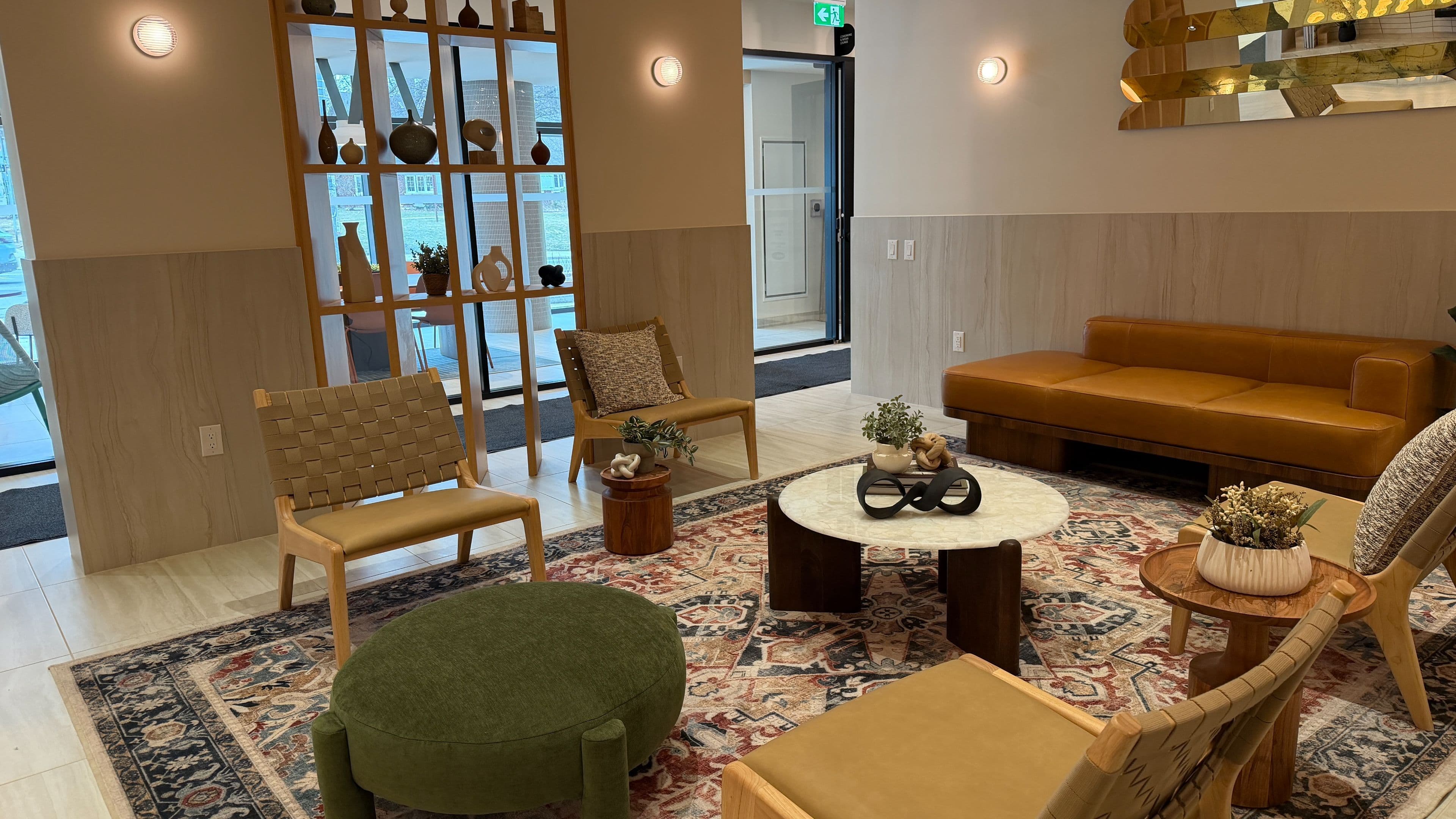 1660 Bloor Street 907, Toronto W02, ON M6P 1A8