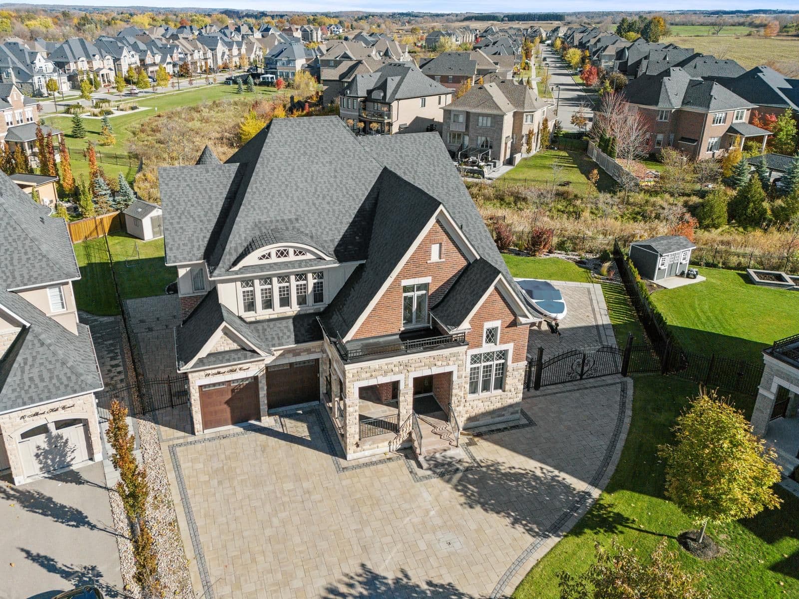 12 Albert Hill Court, King, ON L7B 0P1