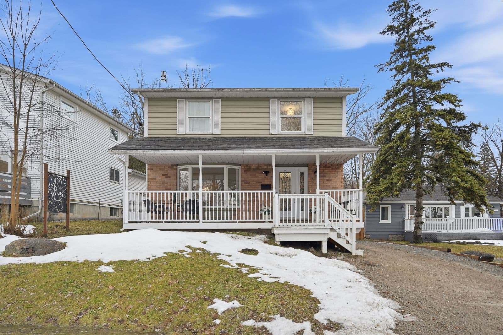 259 Glenwoods Avenue, Georgina, ON L4P 2X1