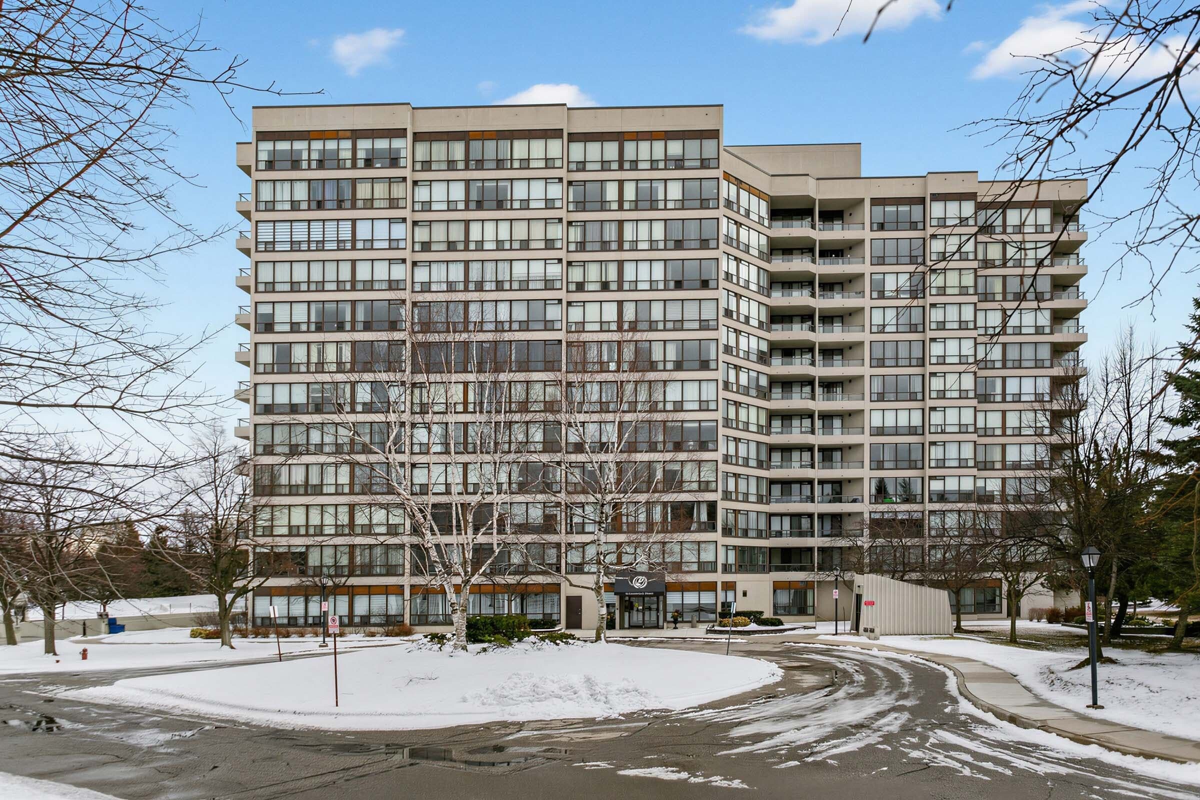10 Laurelcrest Street 1208, Brampton, ON L4W 5P7