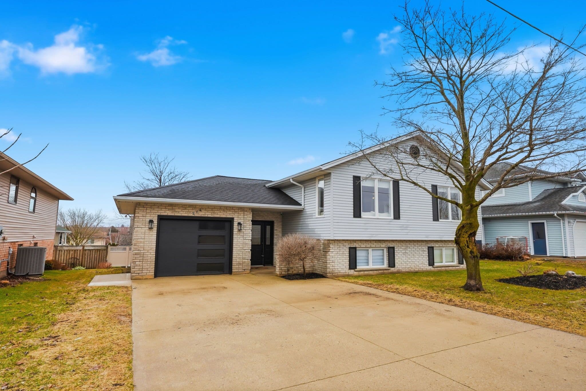 214 Hinks Street, Brockton, ON N0G 2V0