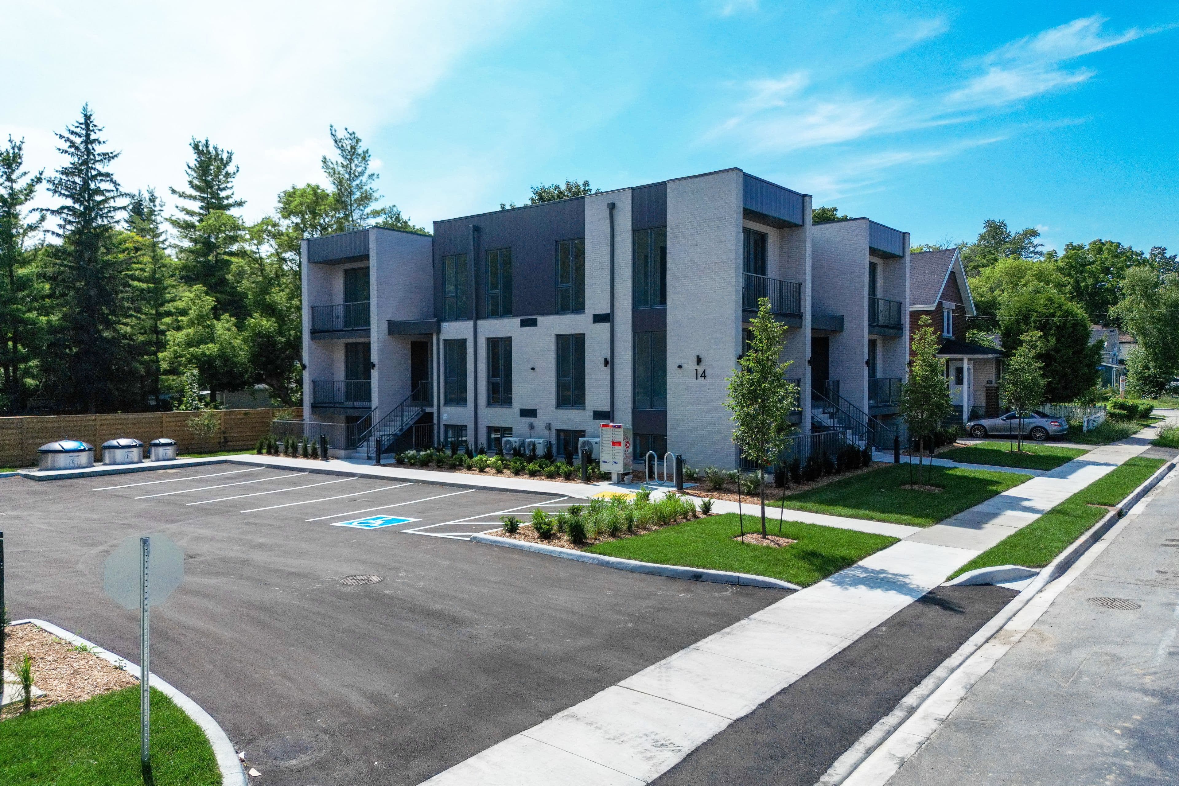 14 Stevenson Street N 5, Guelph, ON N1E 5A4