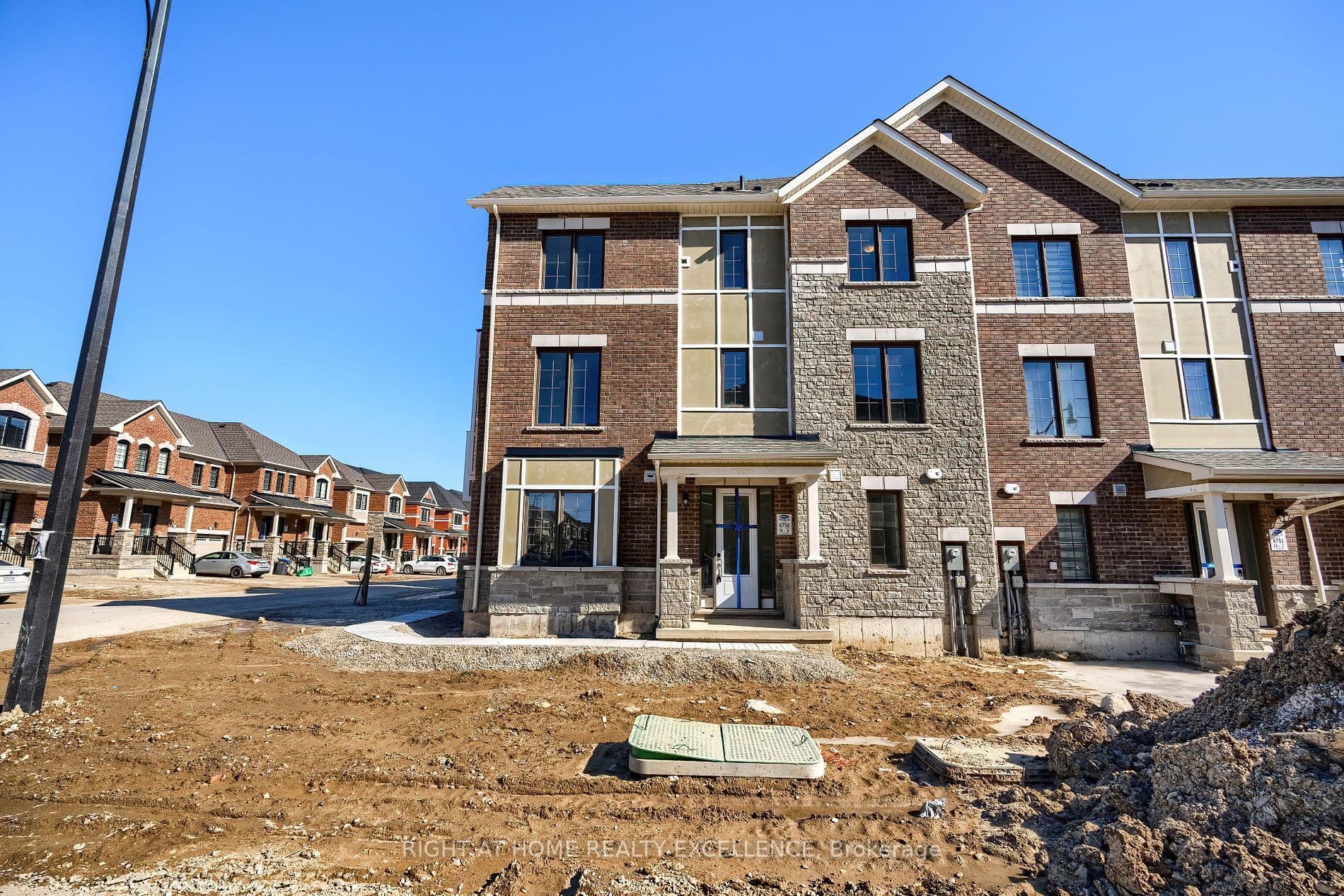 43 Keppel Circle, Brampton, ON L7A 5K6