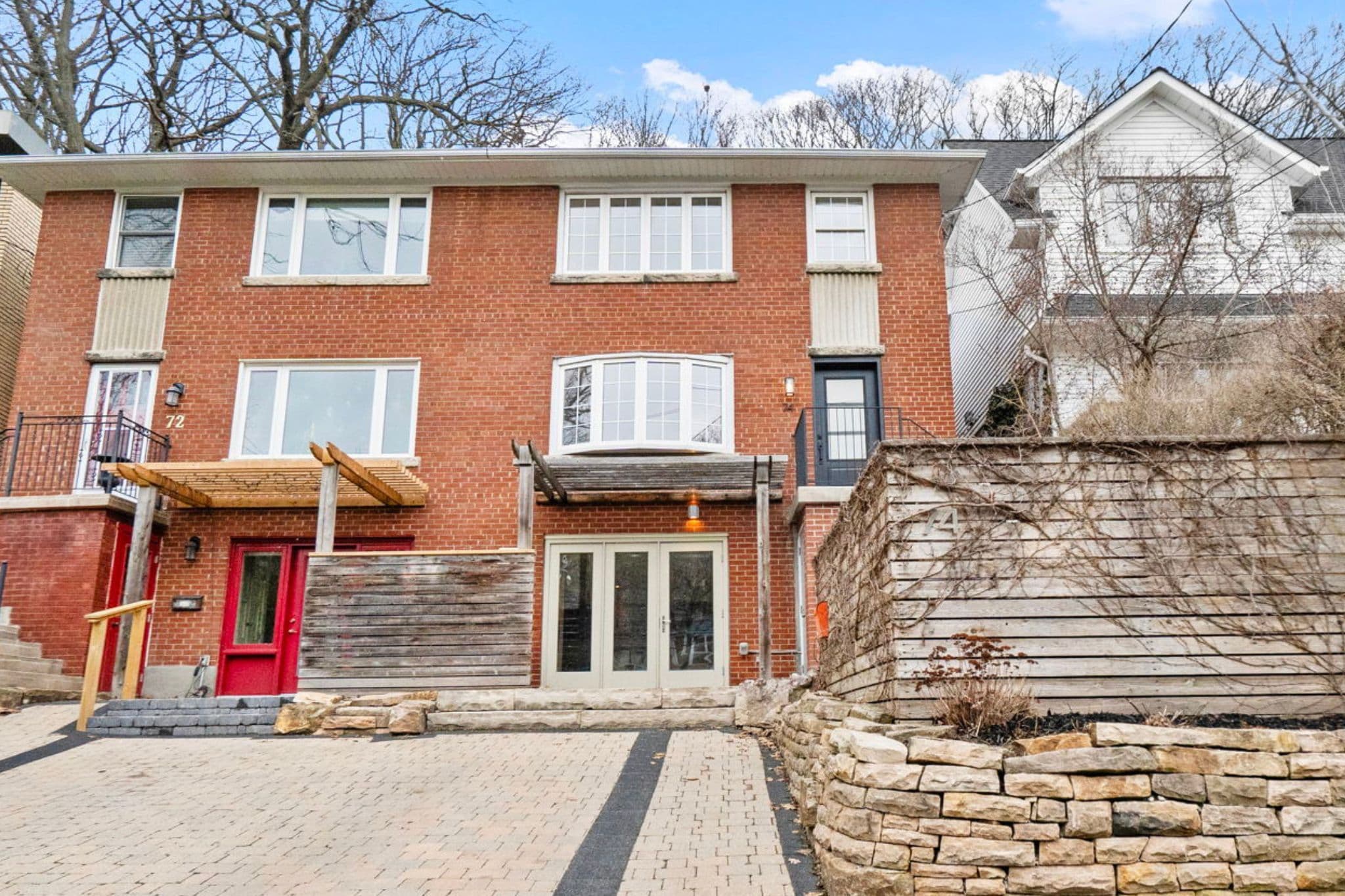 74 Glen Davis Crescent, Toronto E02, ON M4E 1X5