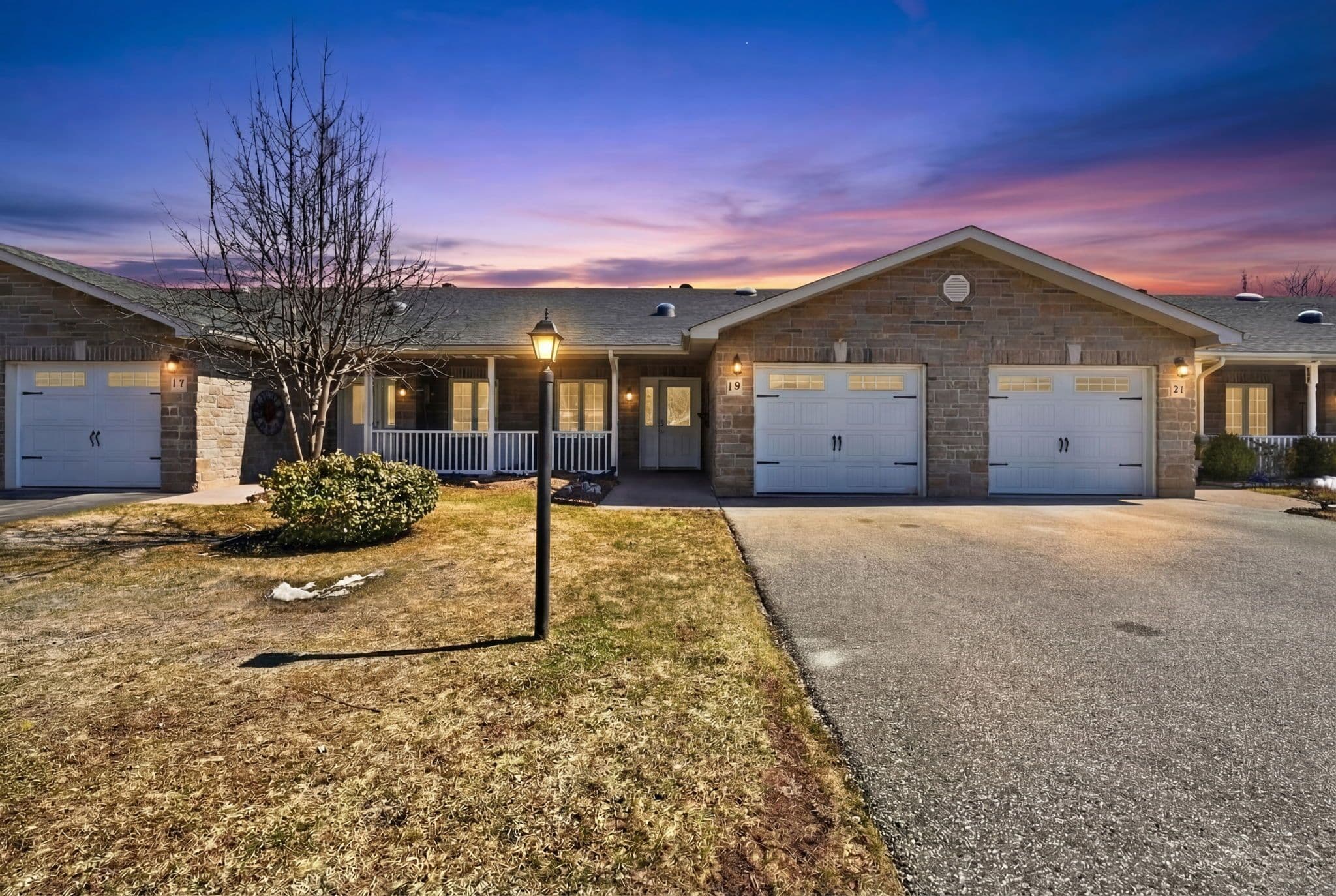 19 Greenway Drive, Wasaga Beach, ON L9Z 2W9