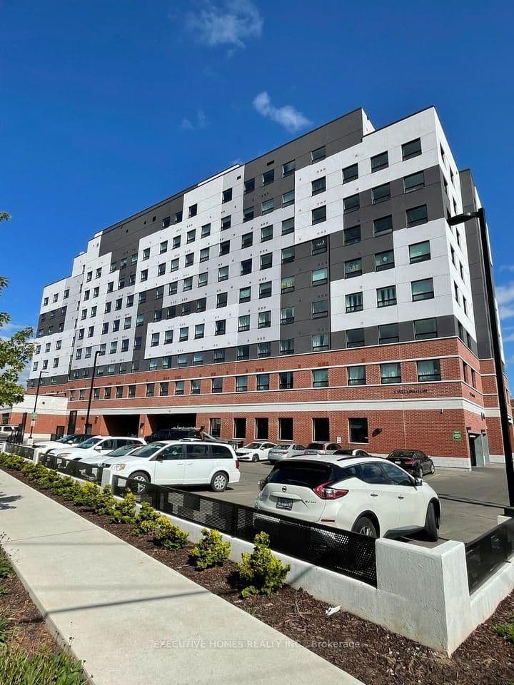 1 Wellington Street 611, Brantford, ON N3T 2L3