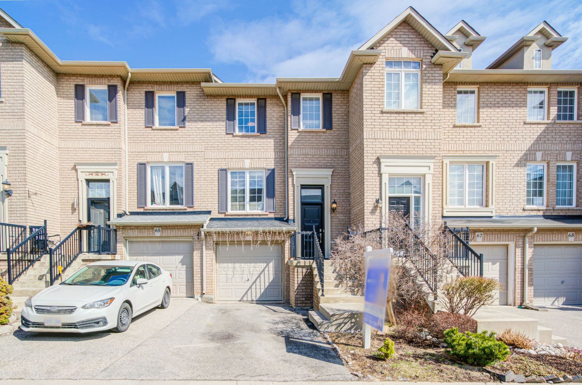 2280 Baronwood Drive 66, Oakville, ON L6M 4Z5