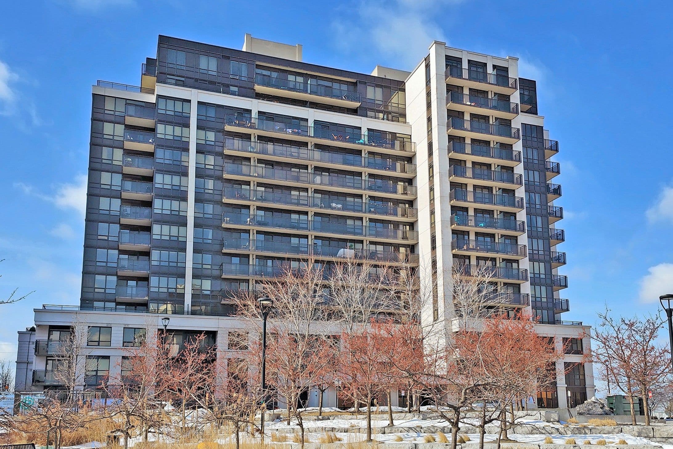 55 De Boers Drive LPH03, Toronto W05, ON M3J 0G5