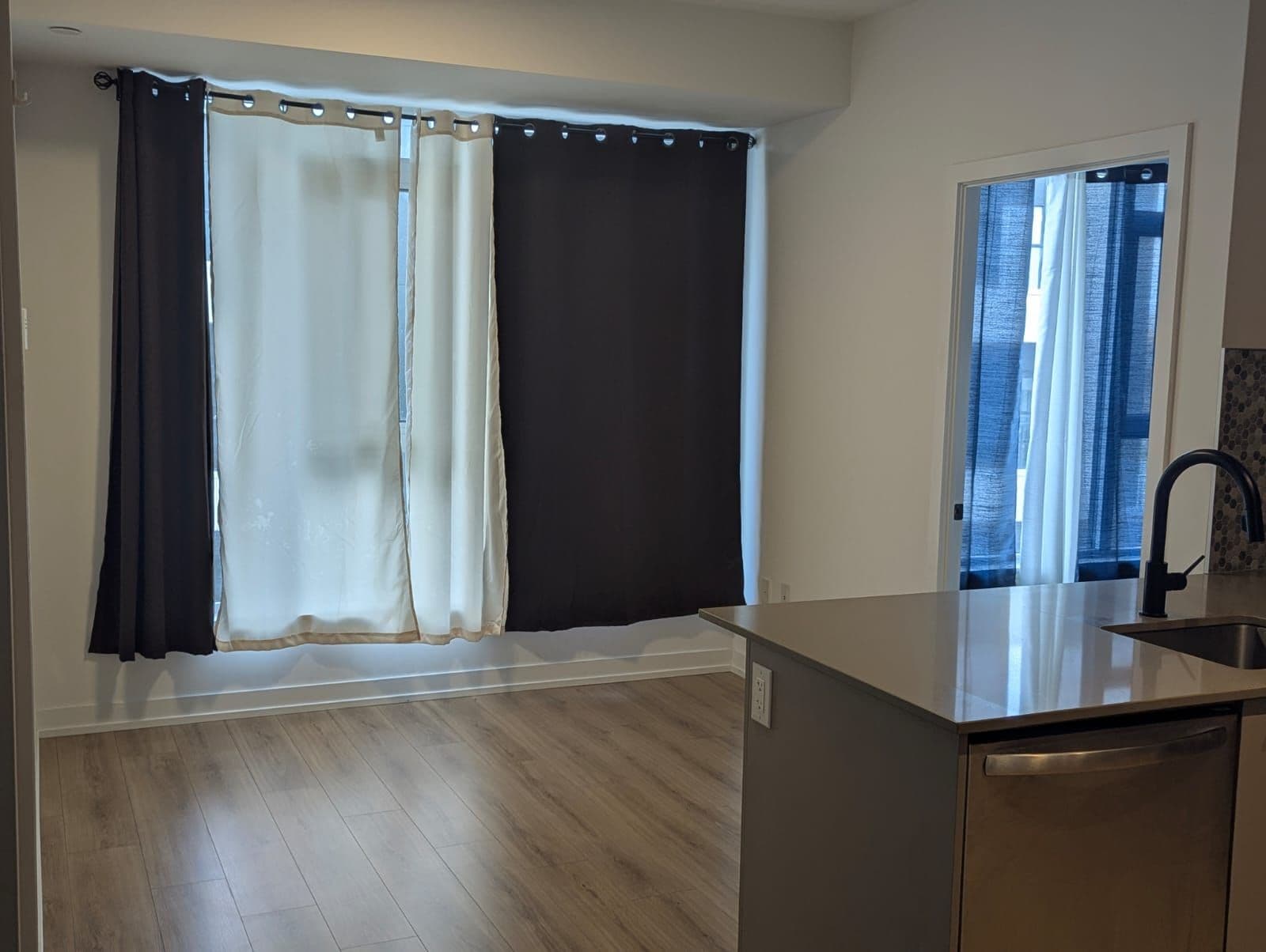 10 Lagerfeld Drive 203, Brampton, ON L7A 5L3