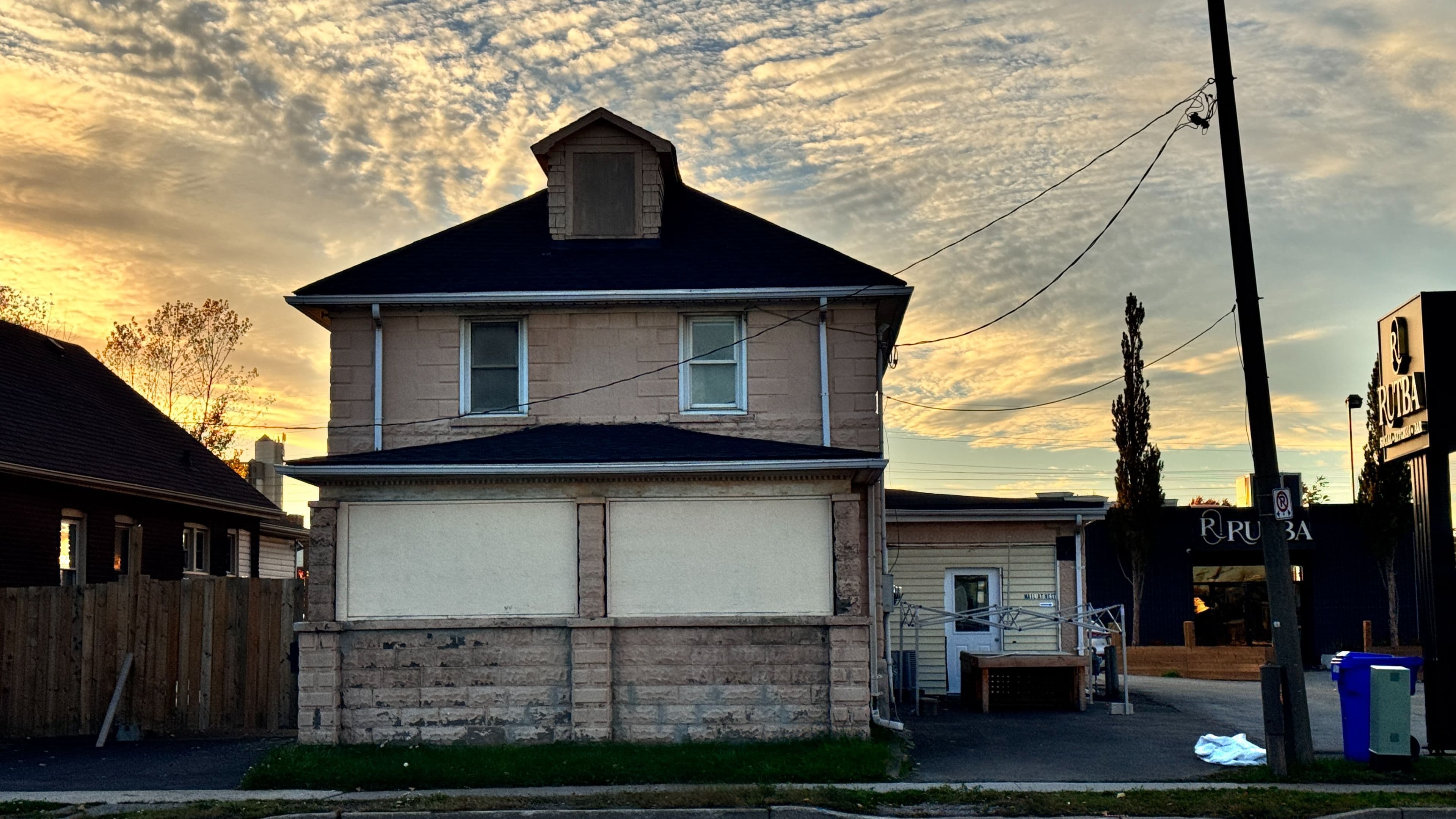 5731 Stanley Avenue C1, Niagara Falls, ON L2G 3X6