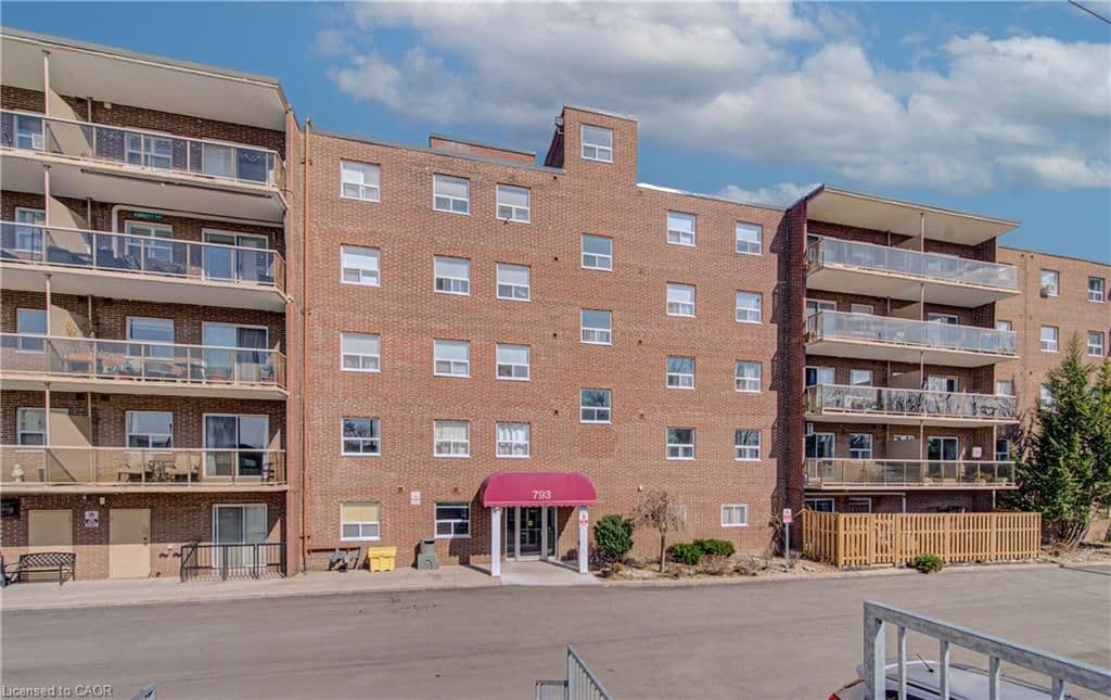 793 COLBORNE Street 202, Brantford, ON N3S 7J3