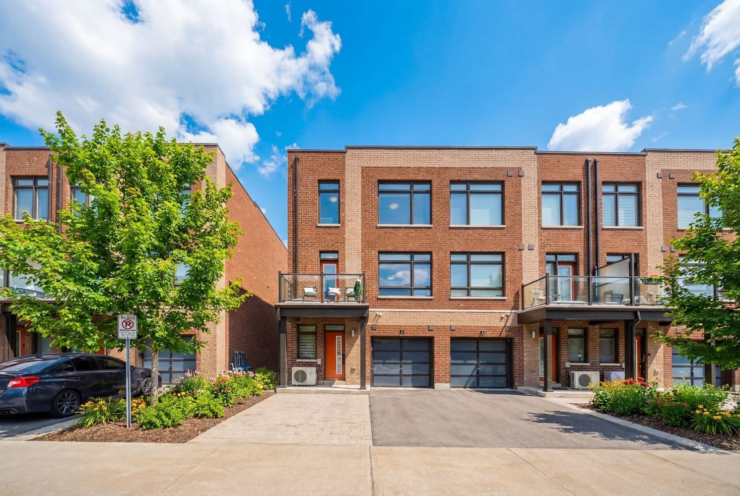 21 Hearne Street, Vaughan, ON L4L 0L9