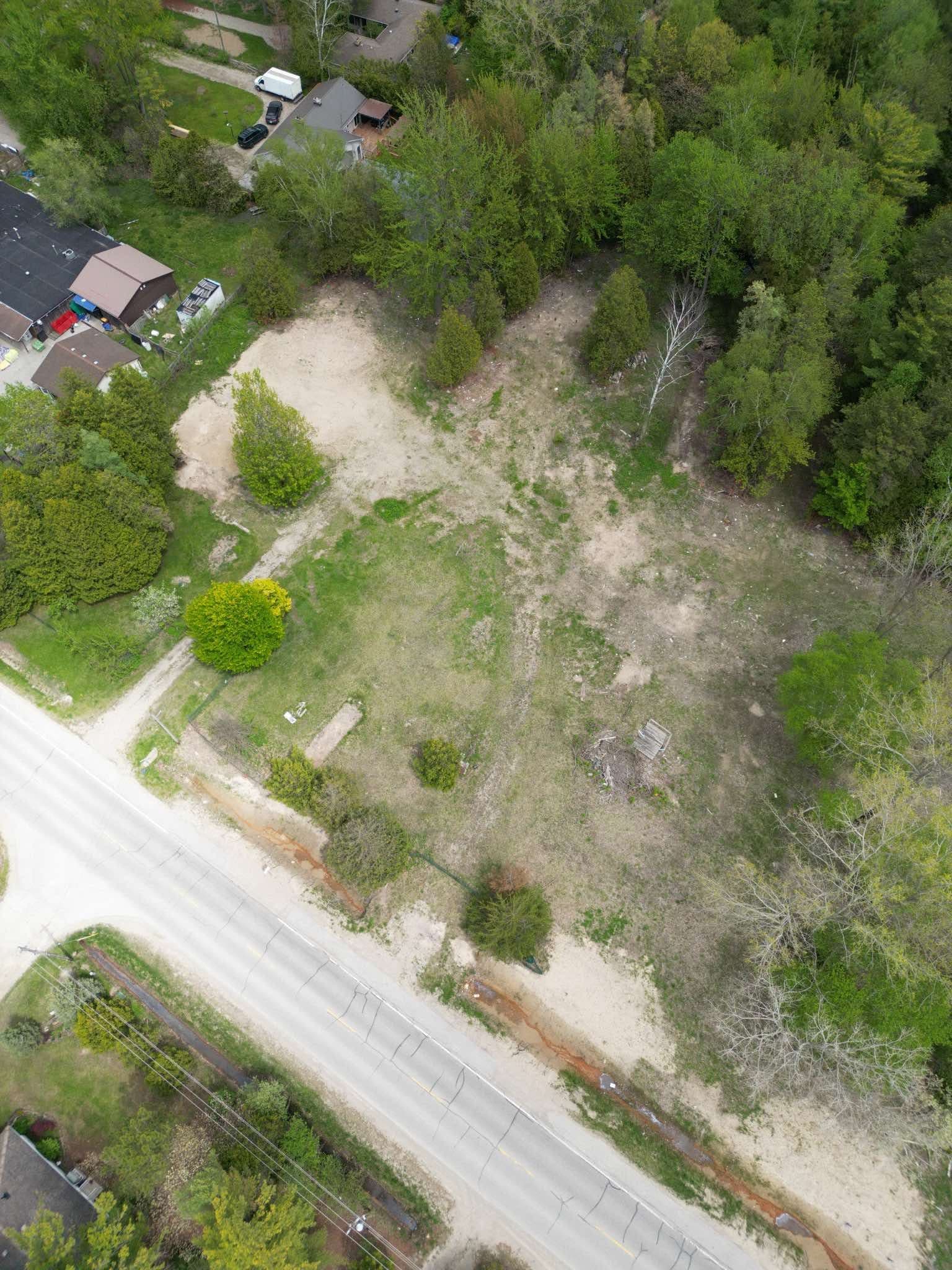 PART 3 W. Ipperwash Road, Lambton Shores, ON N0N 1J3