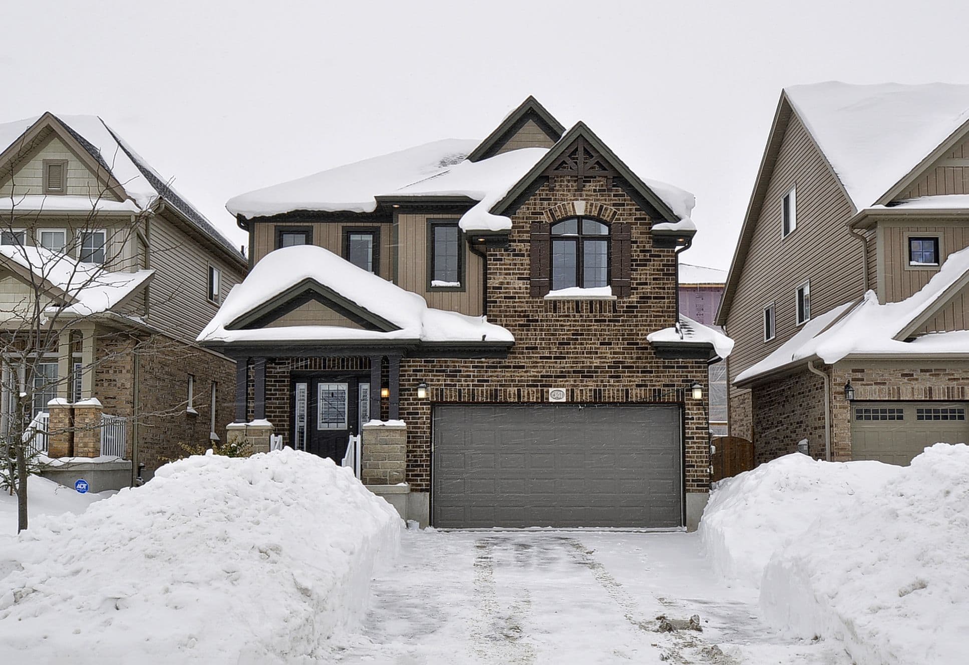 541 Sundew Drive, Waterloo, ON N2V 0B8