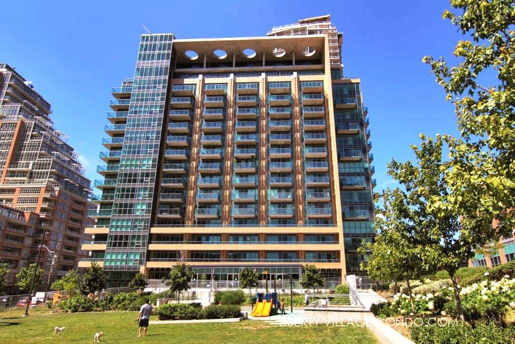 69 Lynn Williams Street 910, Toronto C01, ON M6K 3R7