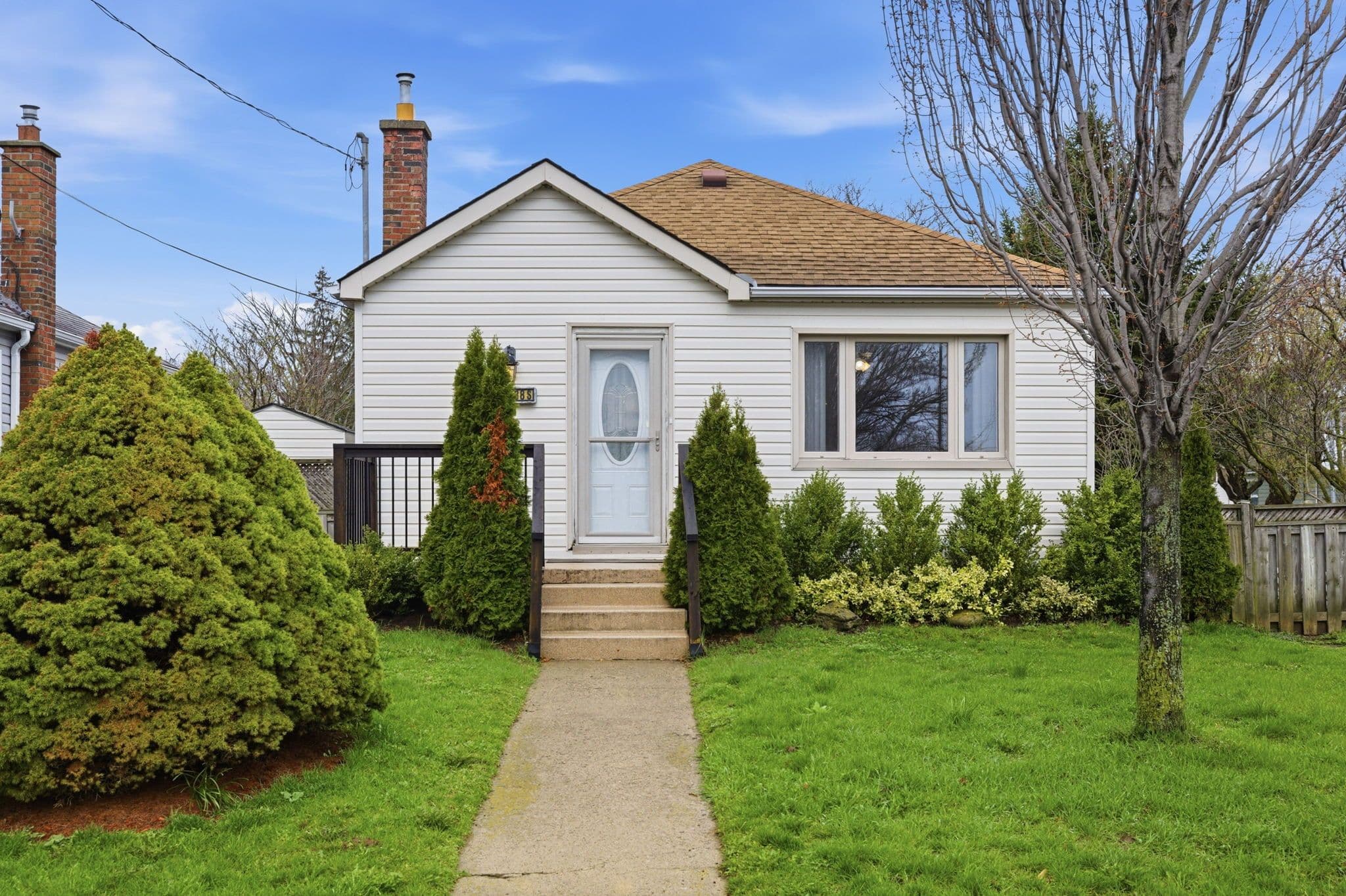 138 Glenholme Avenue, Hamilton, ON L8K 3L7