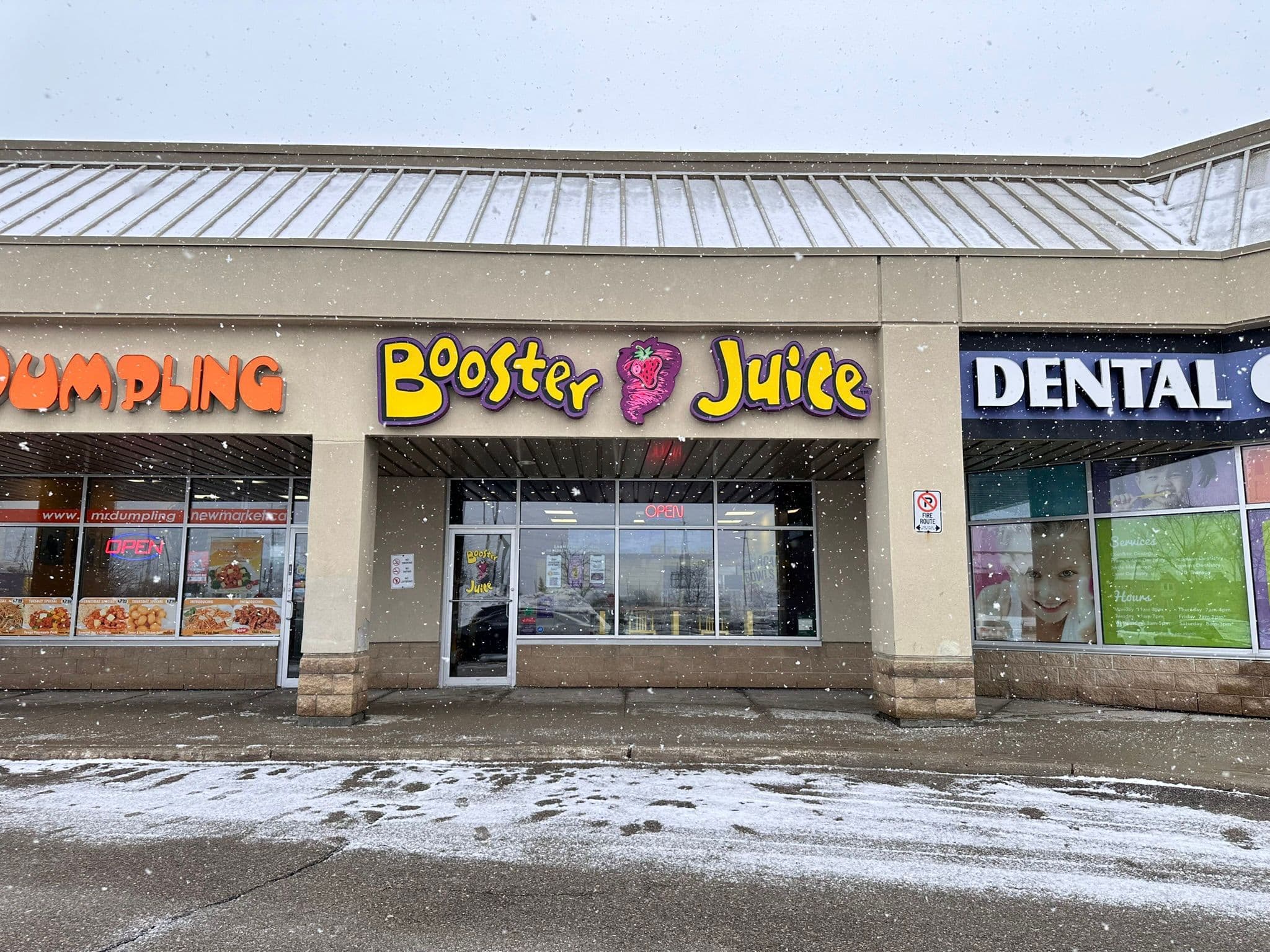 16640 Yonge Street 7A, Newmarket, ON L3X 2N8