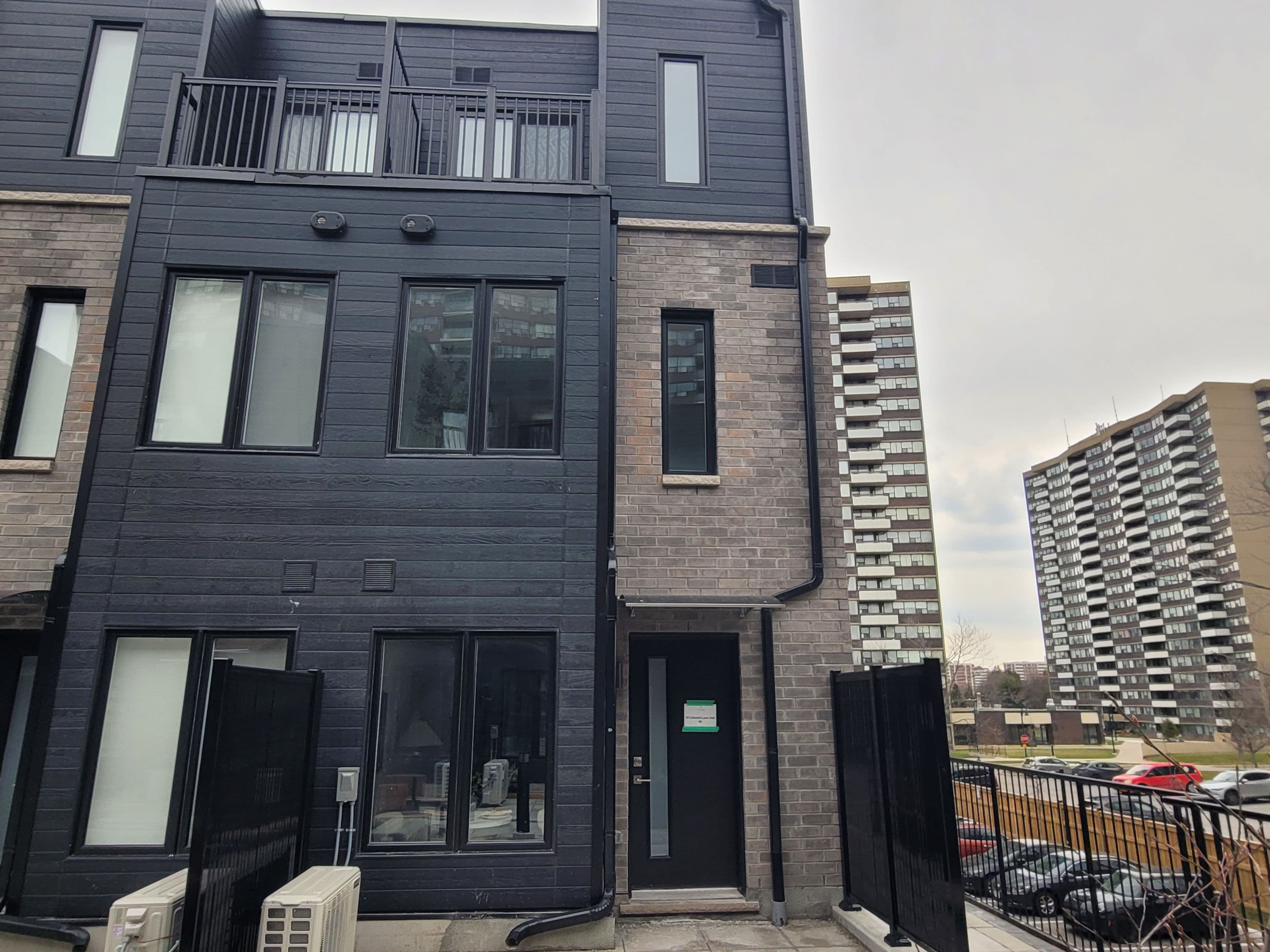 10 Calamint Lane 66, Toronto E05, ON M1T 1H8