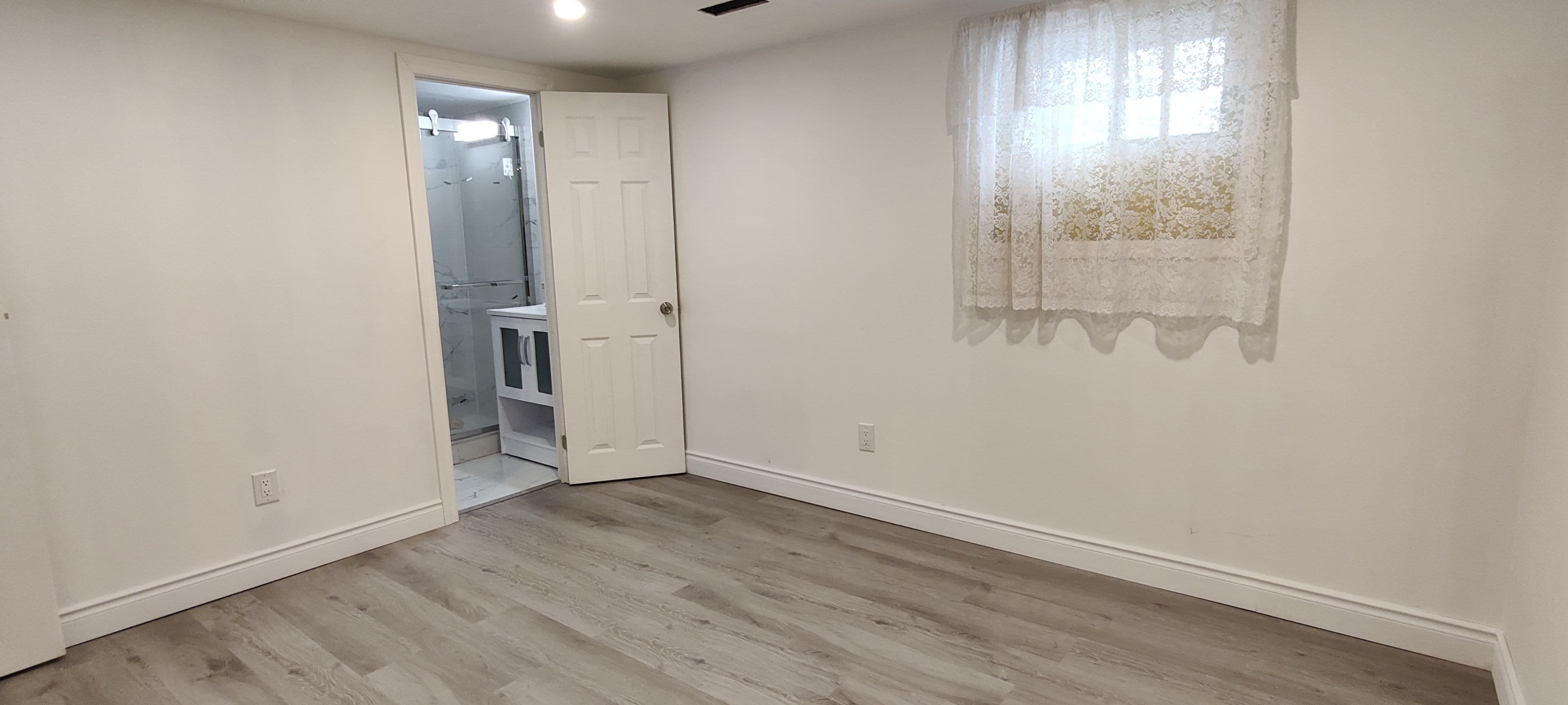 9 Lisburn Crescent Basement, Toronto C15, ON M2J 2Z4