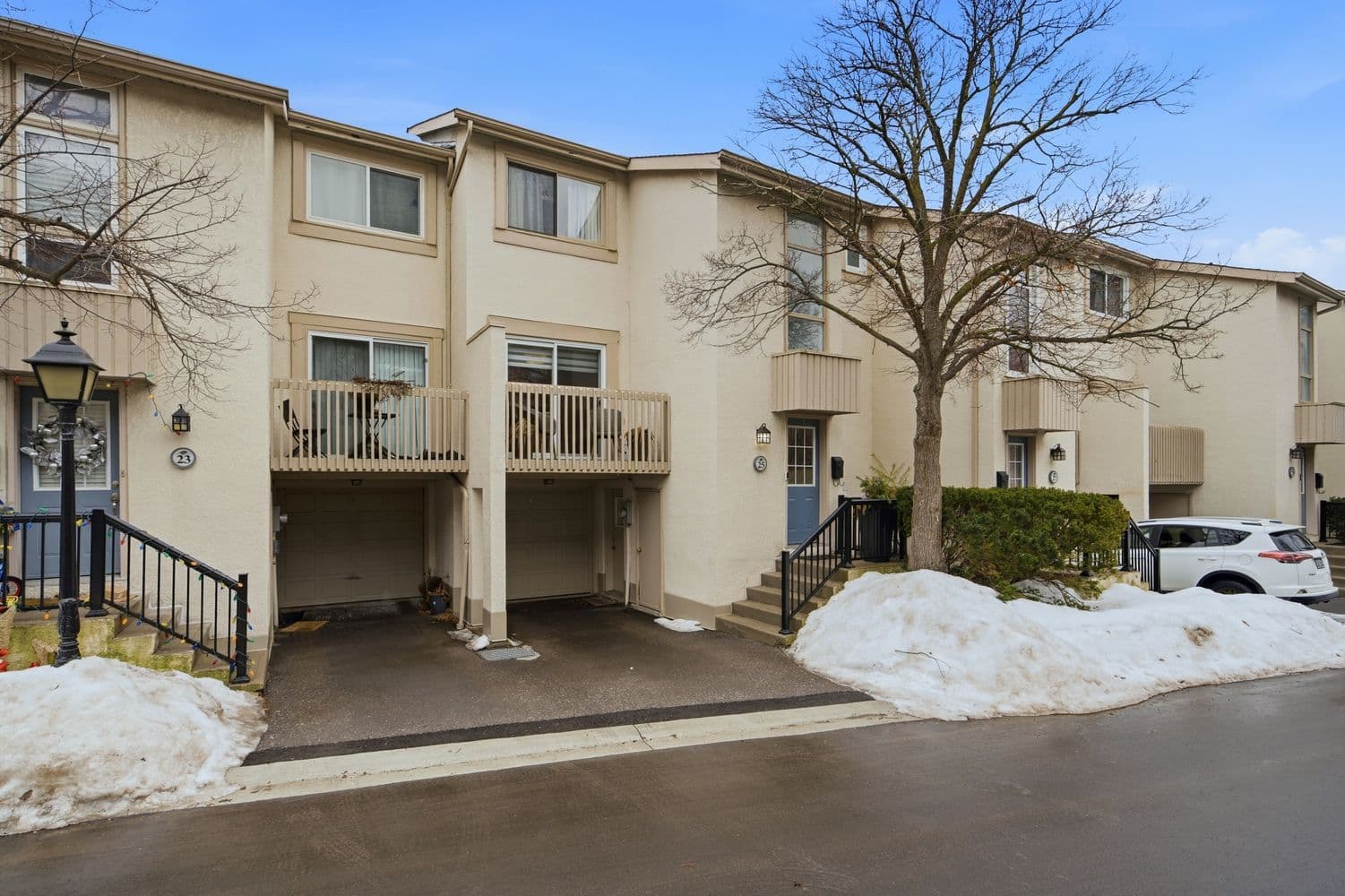 25 Cheryl Shepway Crescent, Toronto C15, ON M2J 4R5