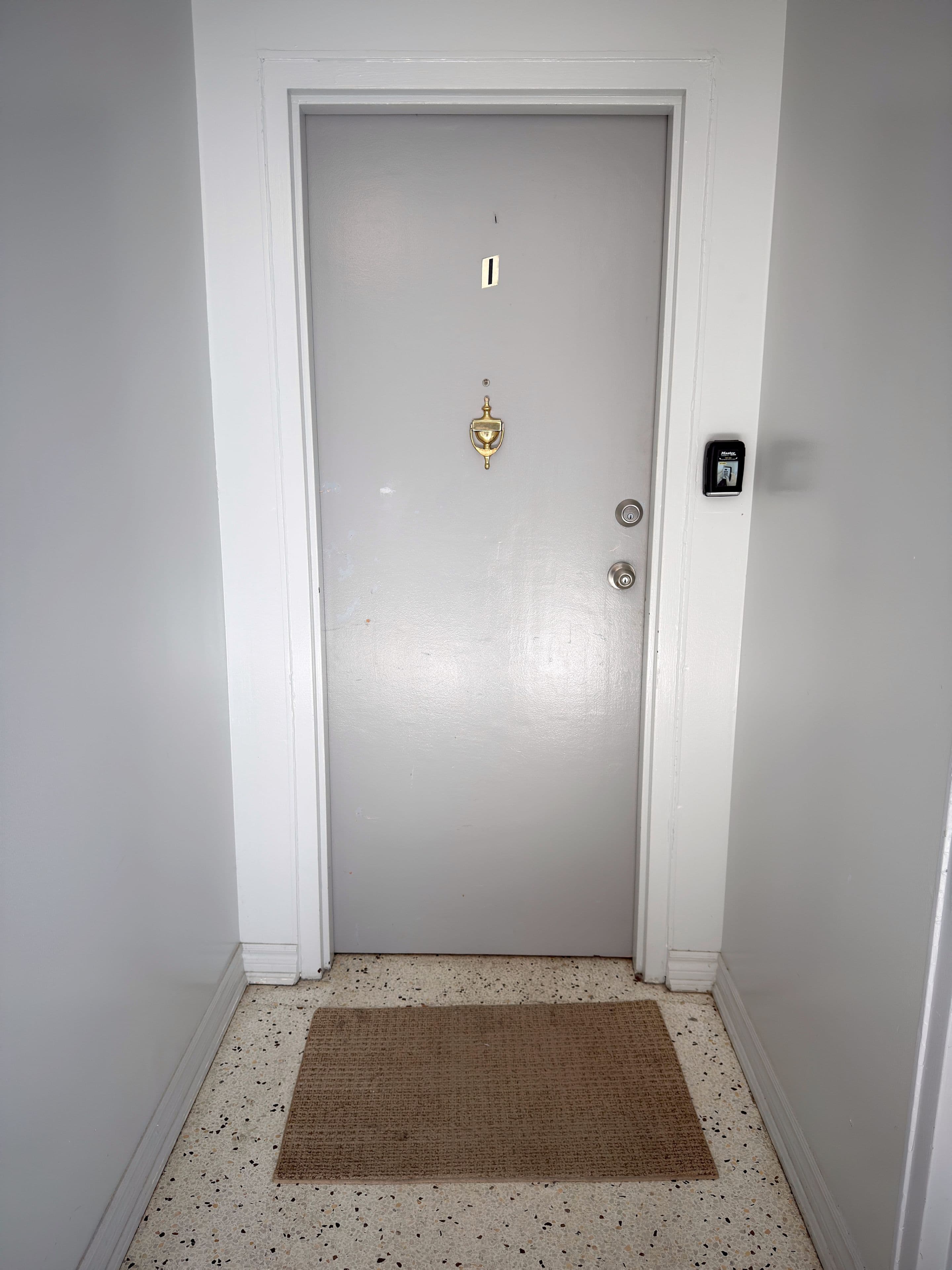 438 Kerr Street 1, Oakville, ON L6K 3C4