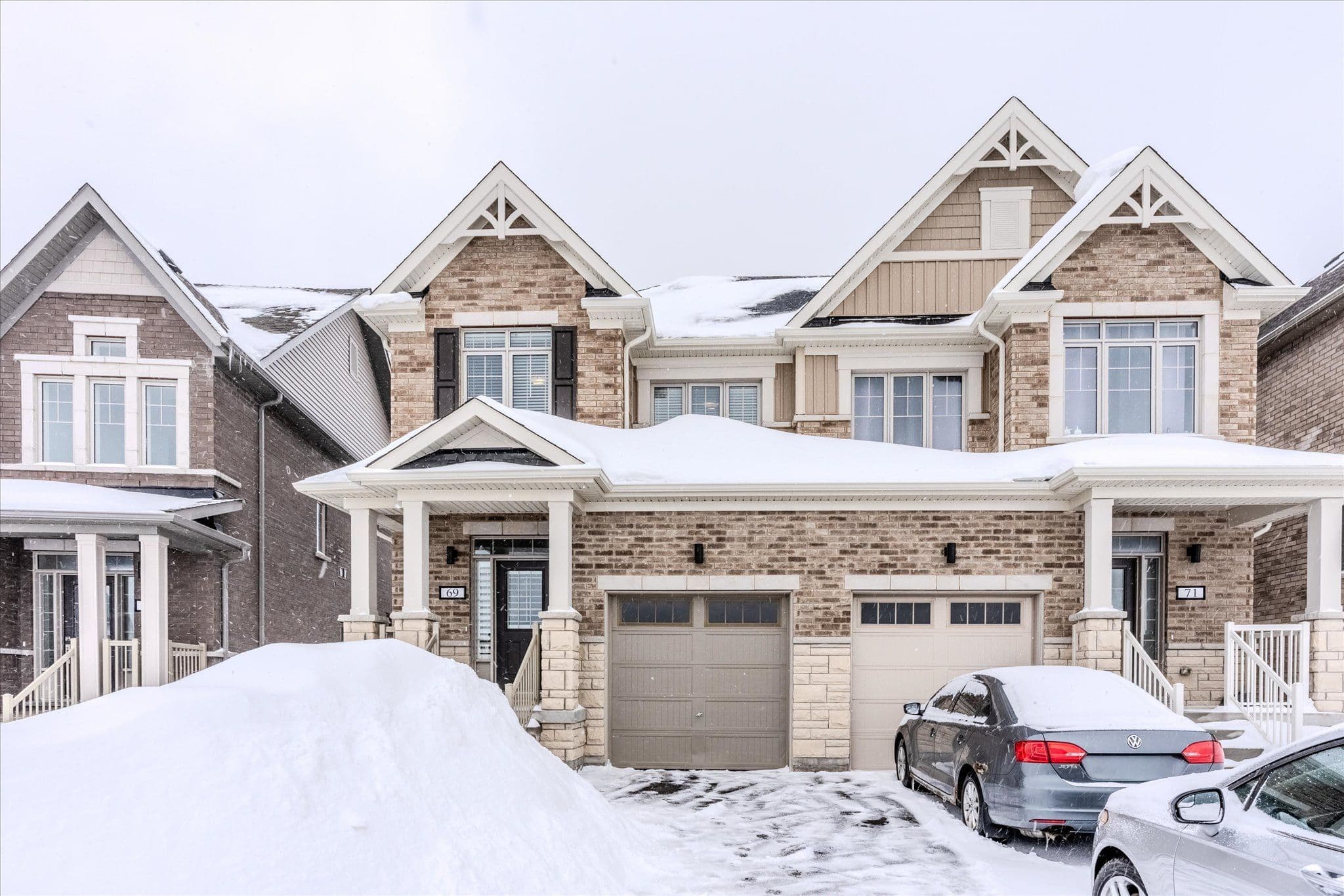 69 Kirkwood Way, Barrie, ON L9J 0K7