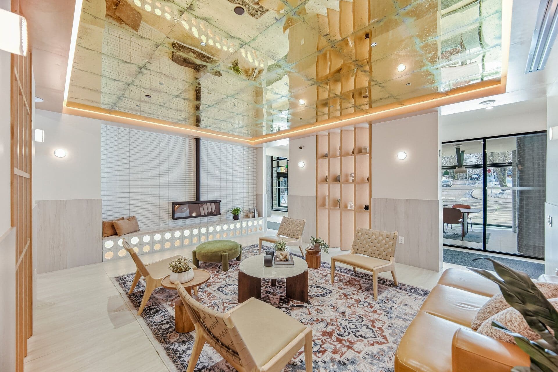 1660 Bloor Street W 709, Toronto W02, ON M6P 1A8