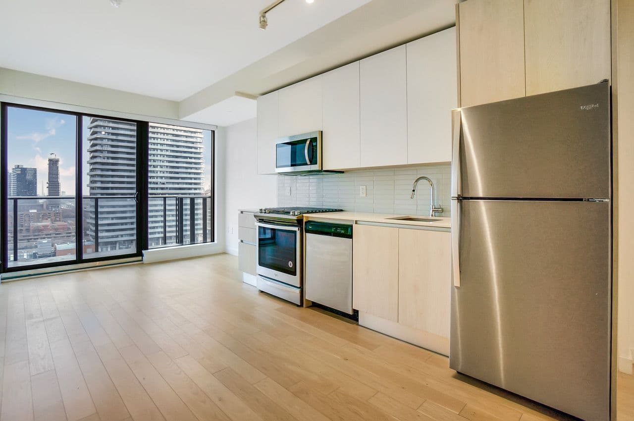 2A Church Street 1701, Toronto C08, ON M5E 0E1