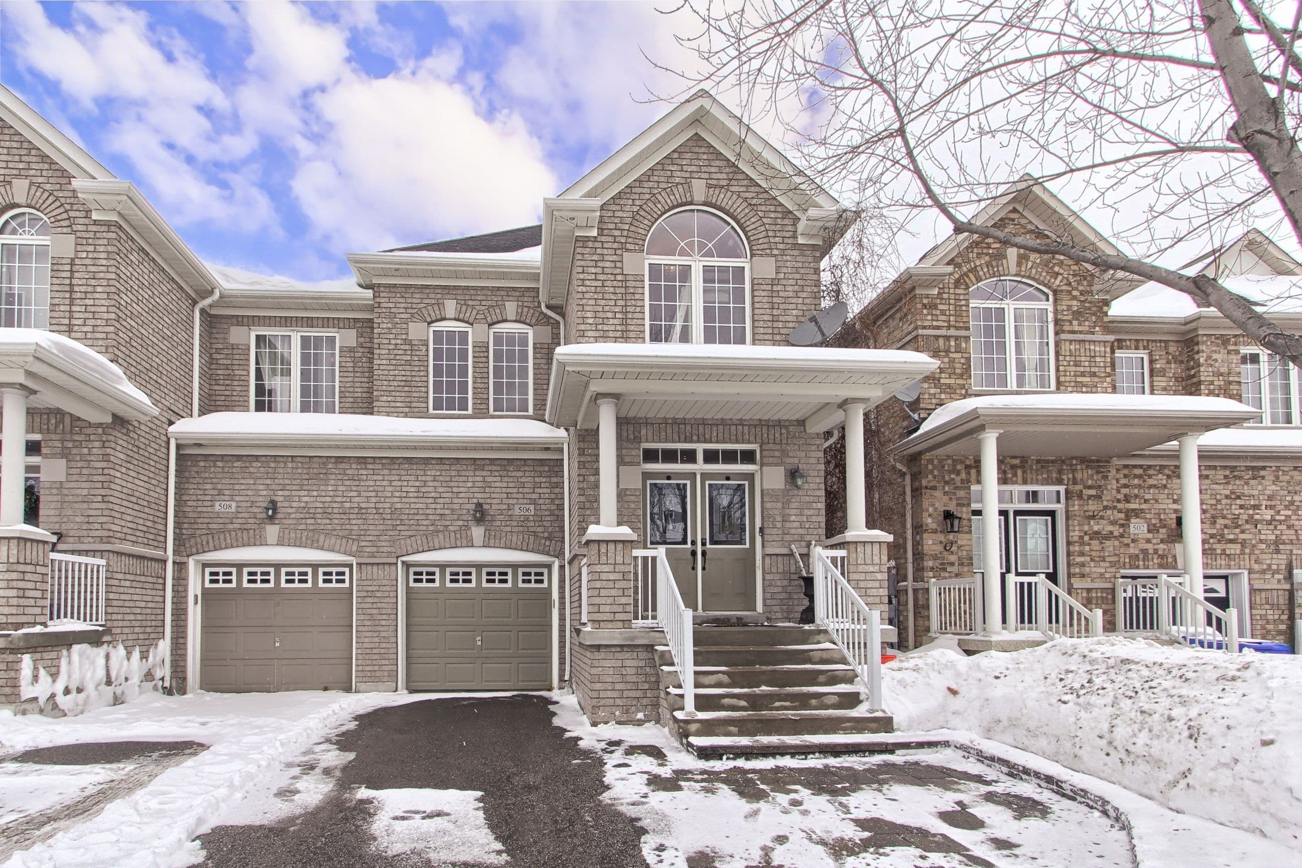 506 Foxcroft Boulevard, Newmarket, ON L3X 3L6
