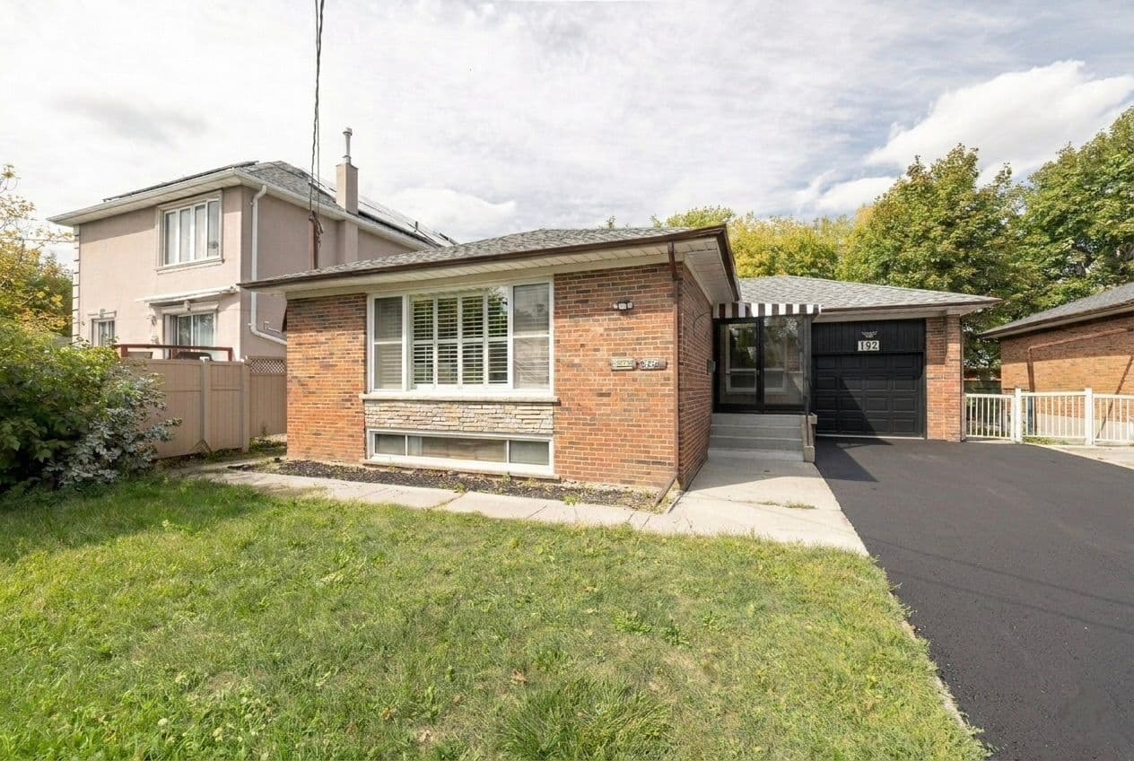 192 Combe Avenue, Toronto C06, ON M3H 4K5