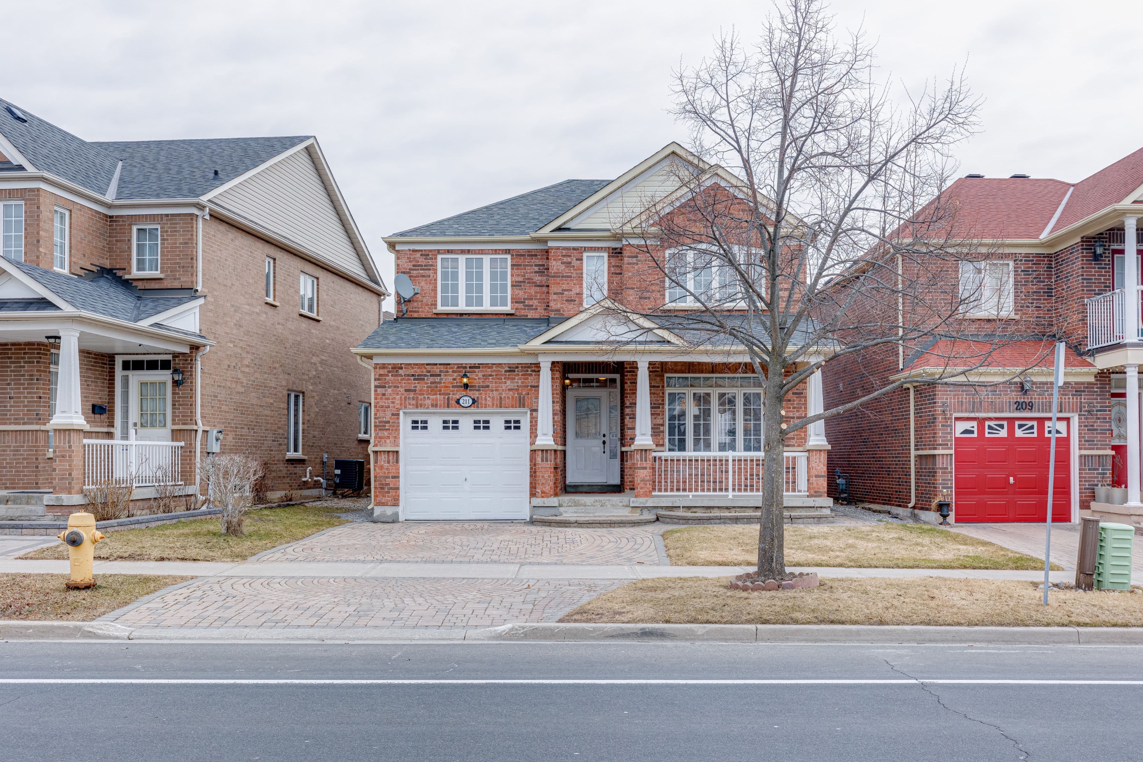 211 Stonebridge Drive, Markham, ON L6C 2S2