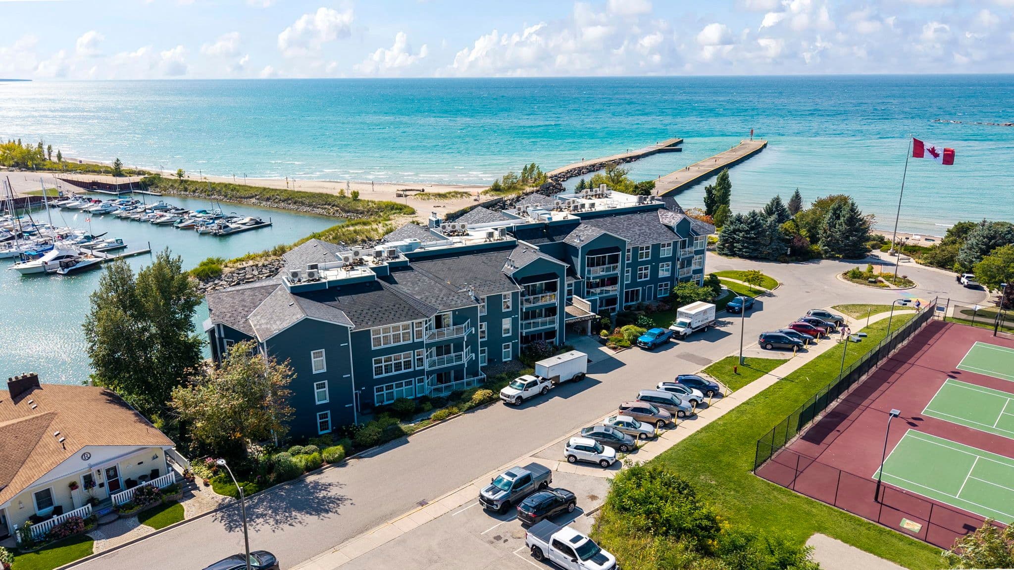 200 Harbour Street 202, Kincardine, ON N2Z 3A3