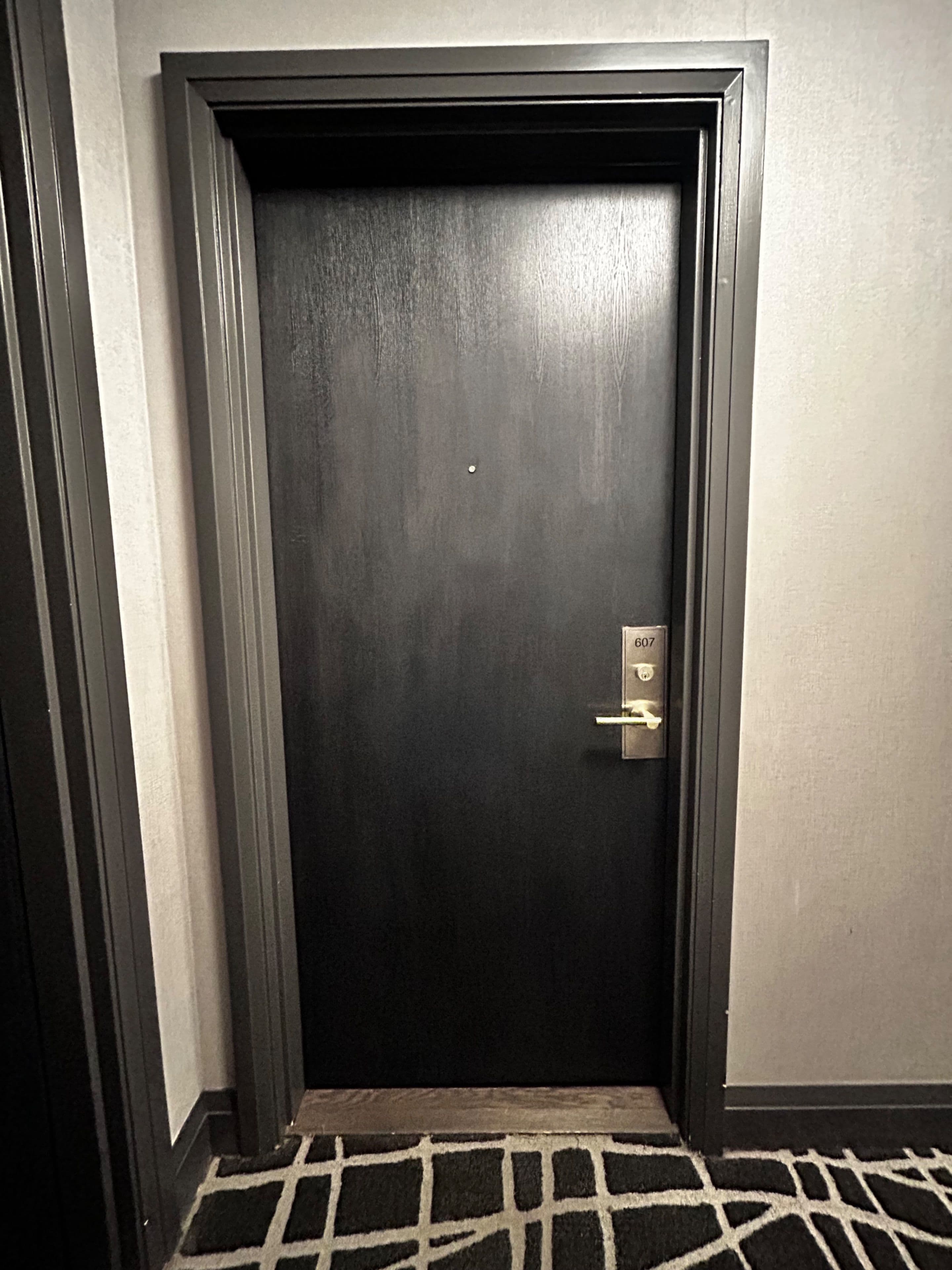 297 College Street 607, Toronto C01, ON M5T 0C2