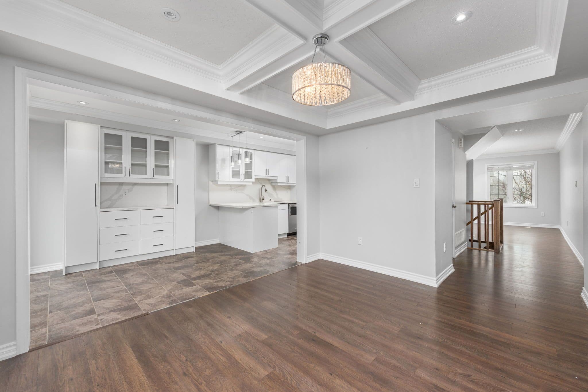 260 Ellen Davidson Drive, Oakville, ON L6M 0V2