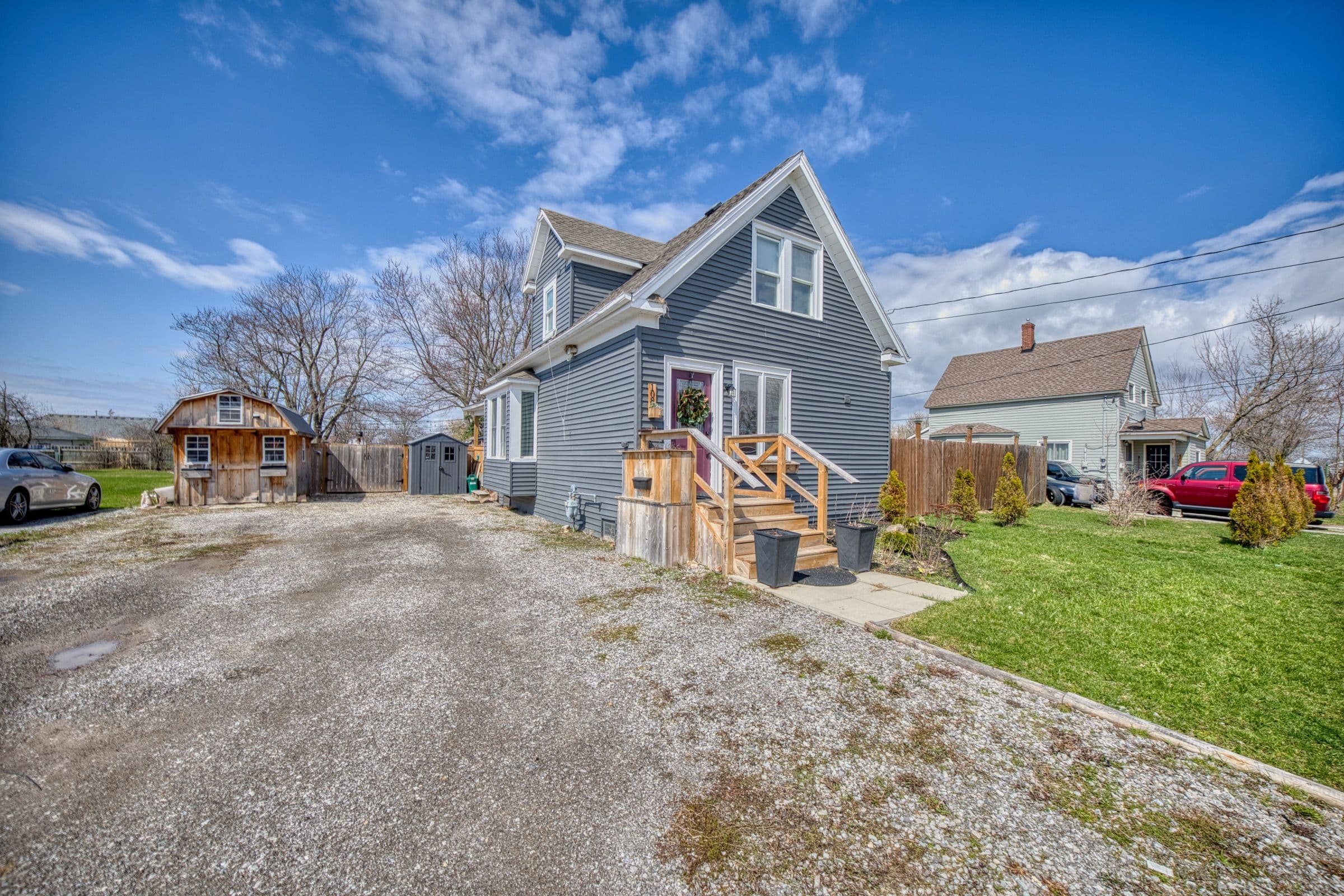 108 High Street, Fort Erie, ON L2A 3P7