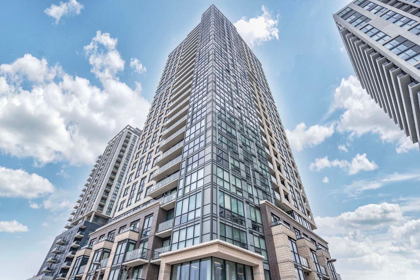 20 Thomas Riley Road 2703, Toronto W08, ON M9B 0C3