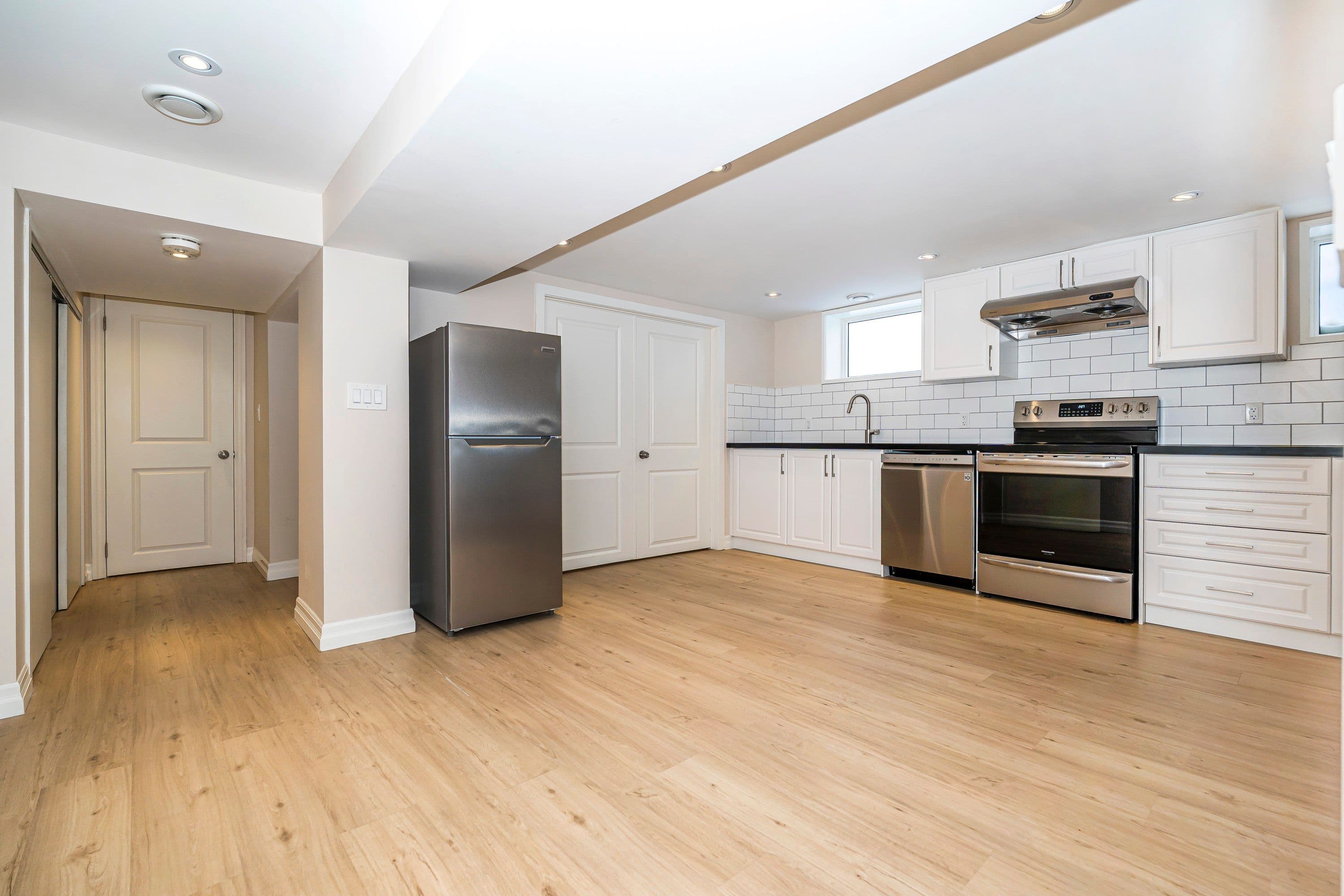 40 Peveril Hill N Basement, Toronto C03, ON M6C 3B1