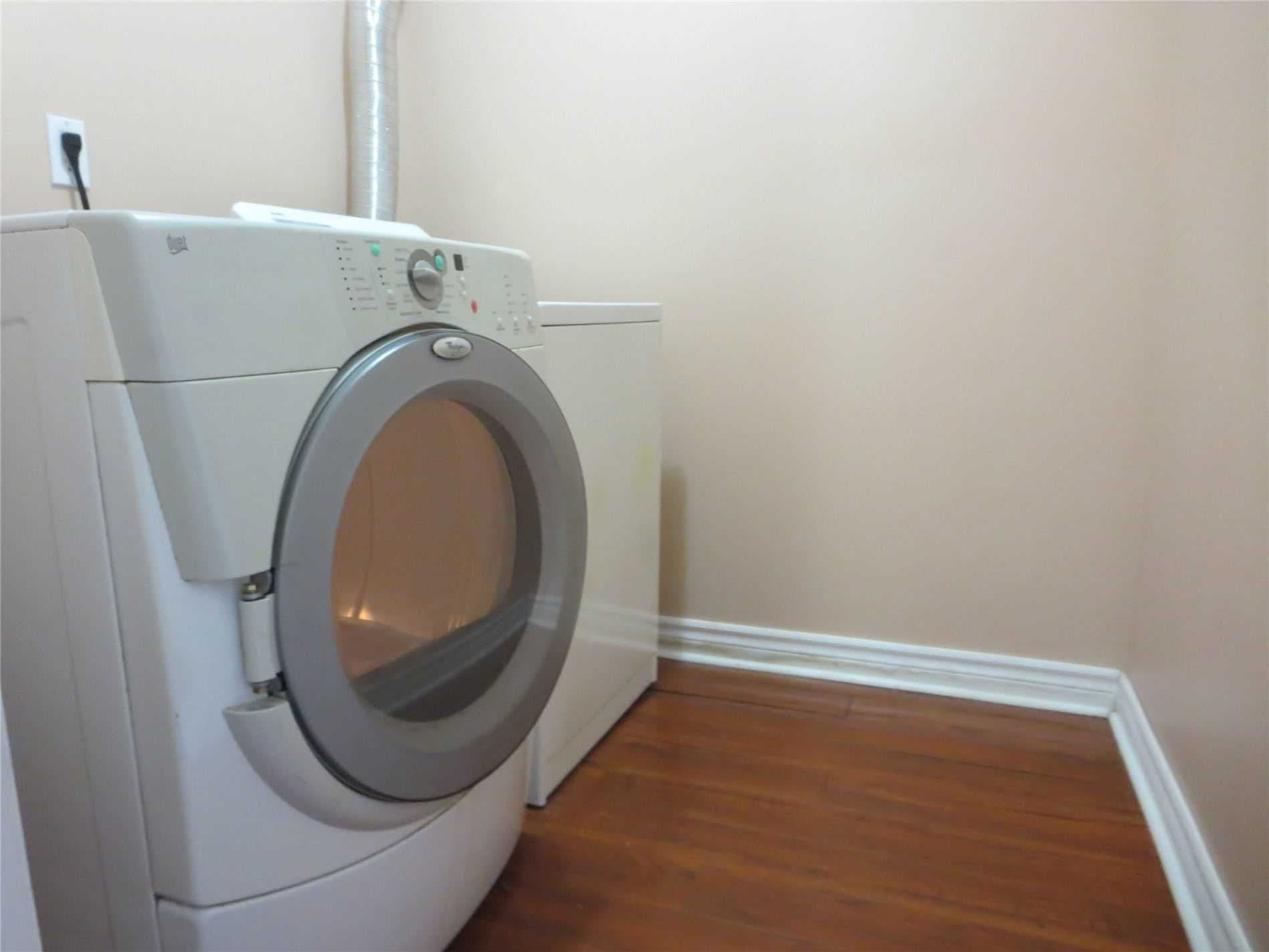 14 Deerchase Road Bsmt, Brampton, ON L6P 2L4