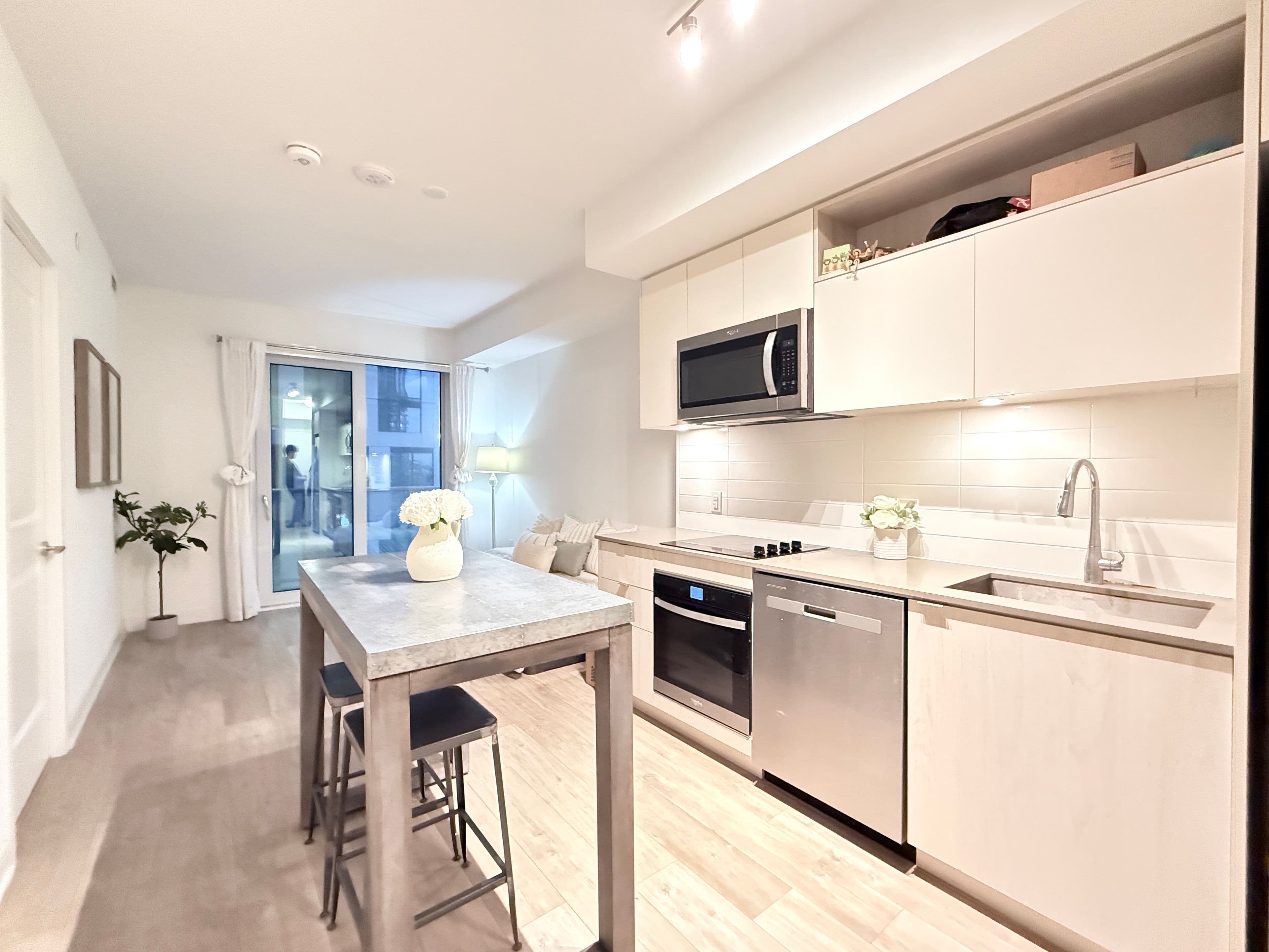 100 Dalhousie Street 1612, Toronto C08, ON M5B 0C7