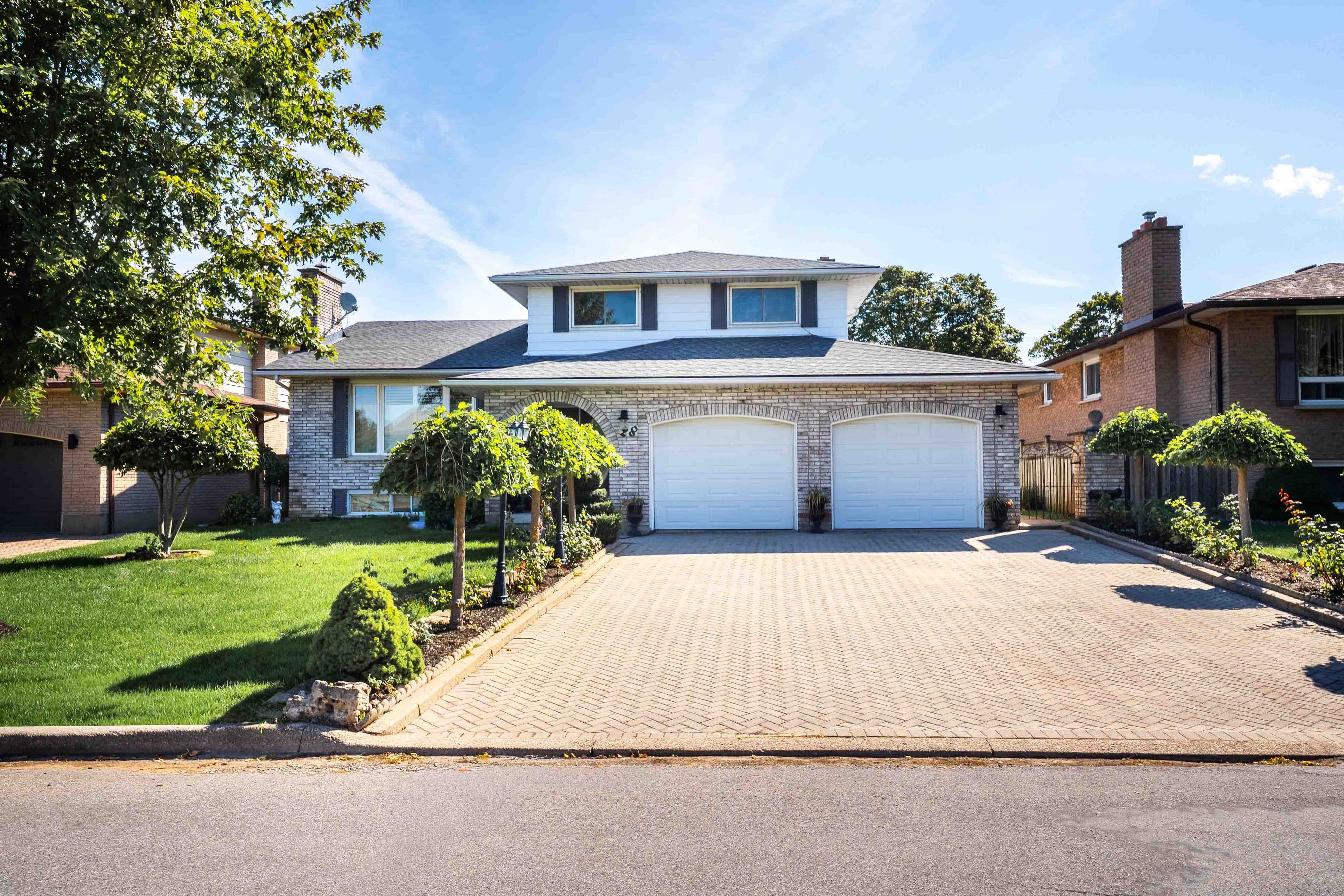 28 Tanera Crescent, St. Catharines, ON L2M 7K1