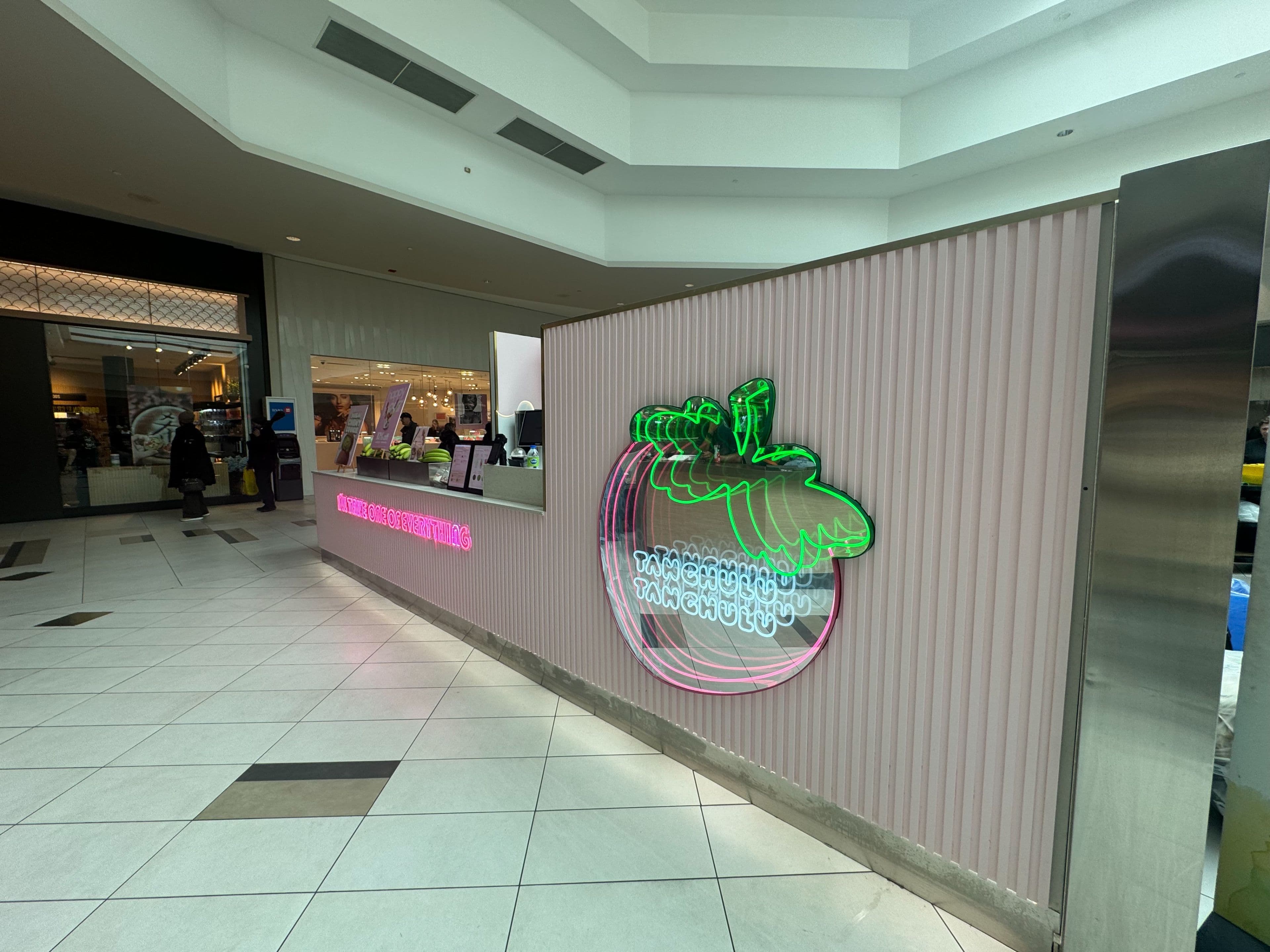 900 Dufferin Street, Toronto C01, ON M6H 4A9