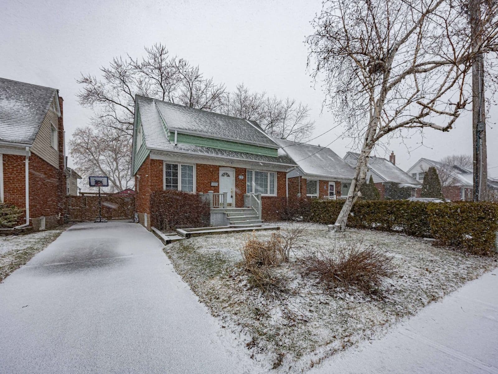 92 Tower Drive, Toronto E04, ON M1R 3P2